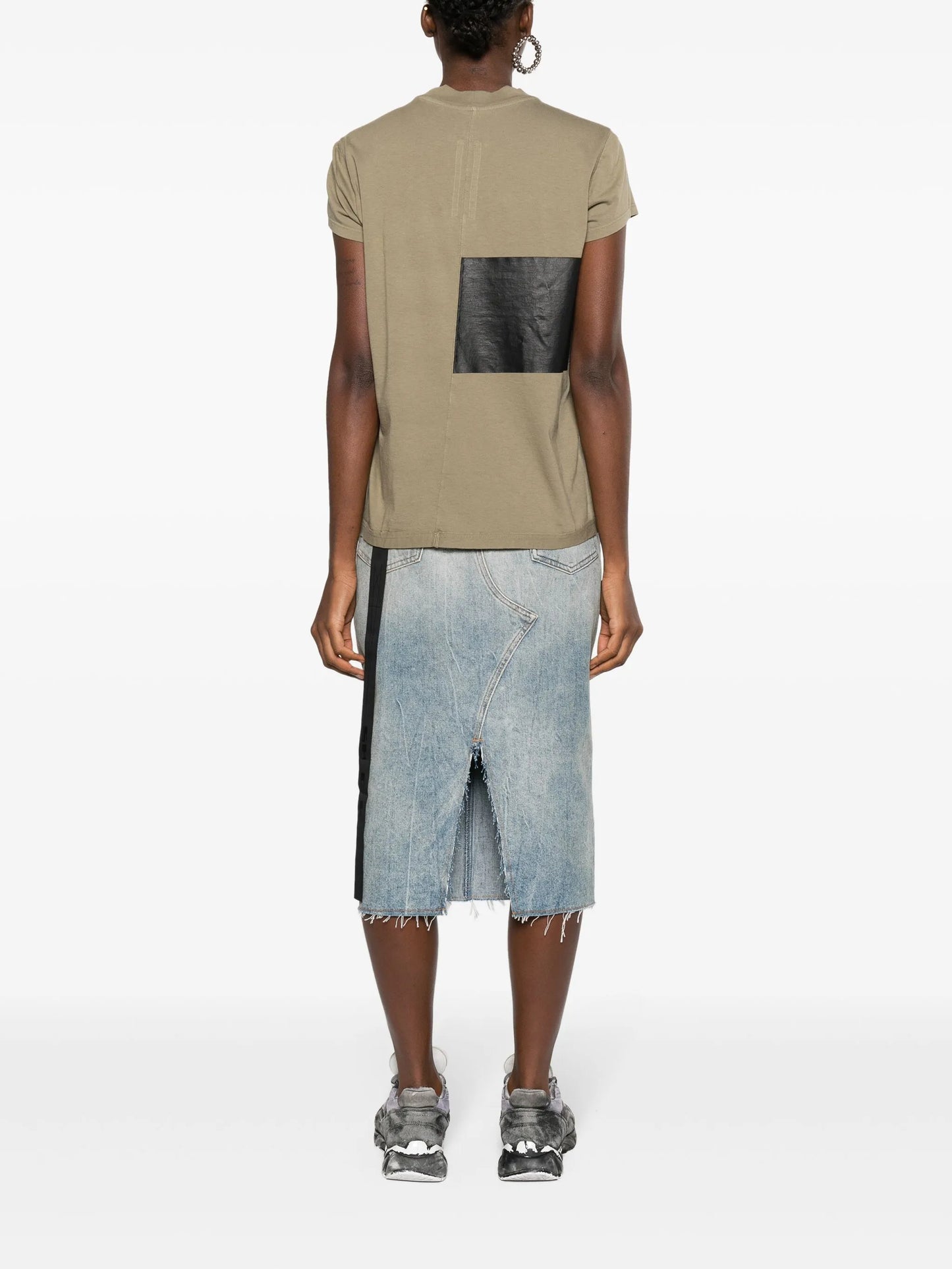 graphic-print T-shirt