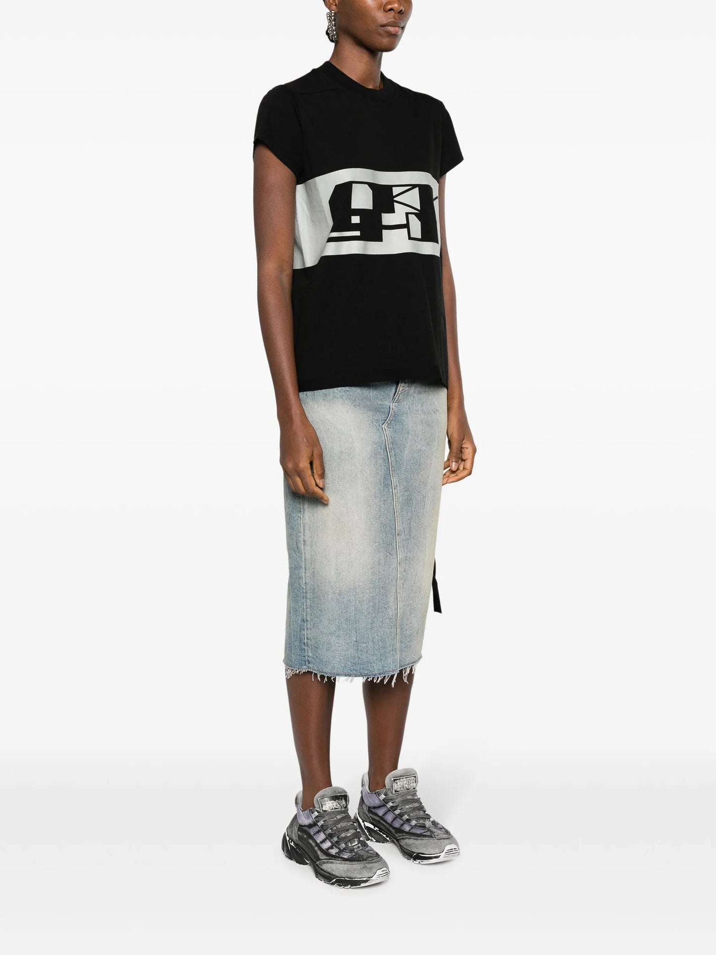graphic-print T-shirt