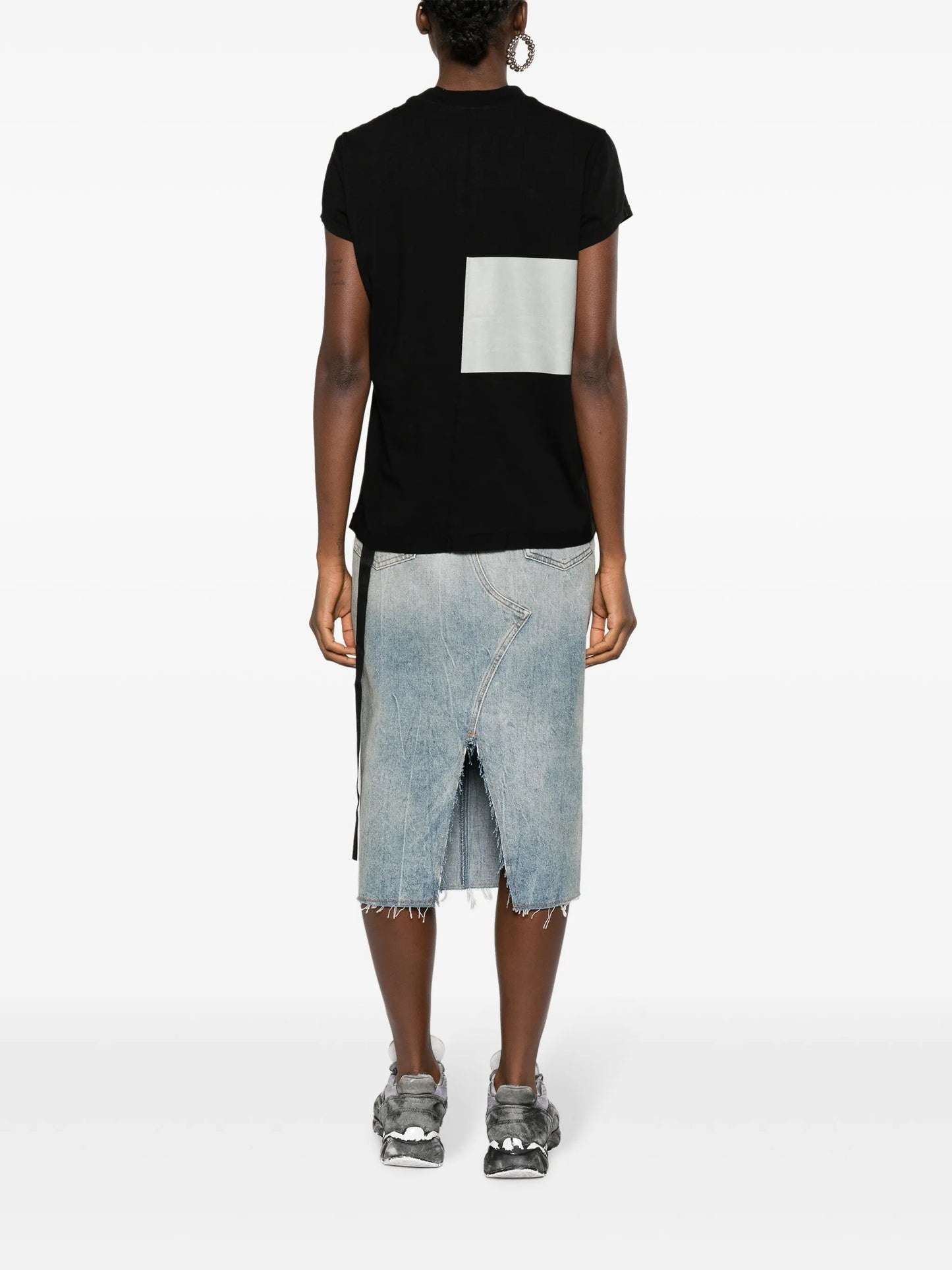 graphic-print T-shirt