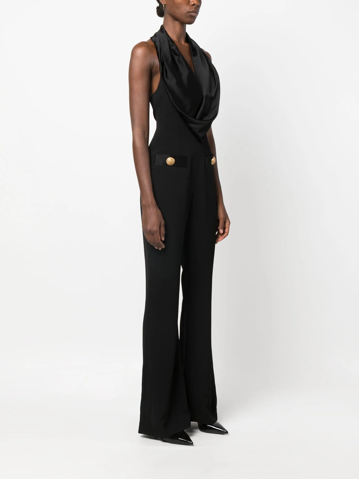 off-shoulder sleeveless jumpsuit