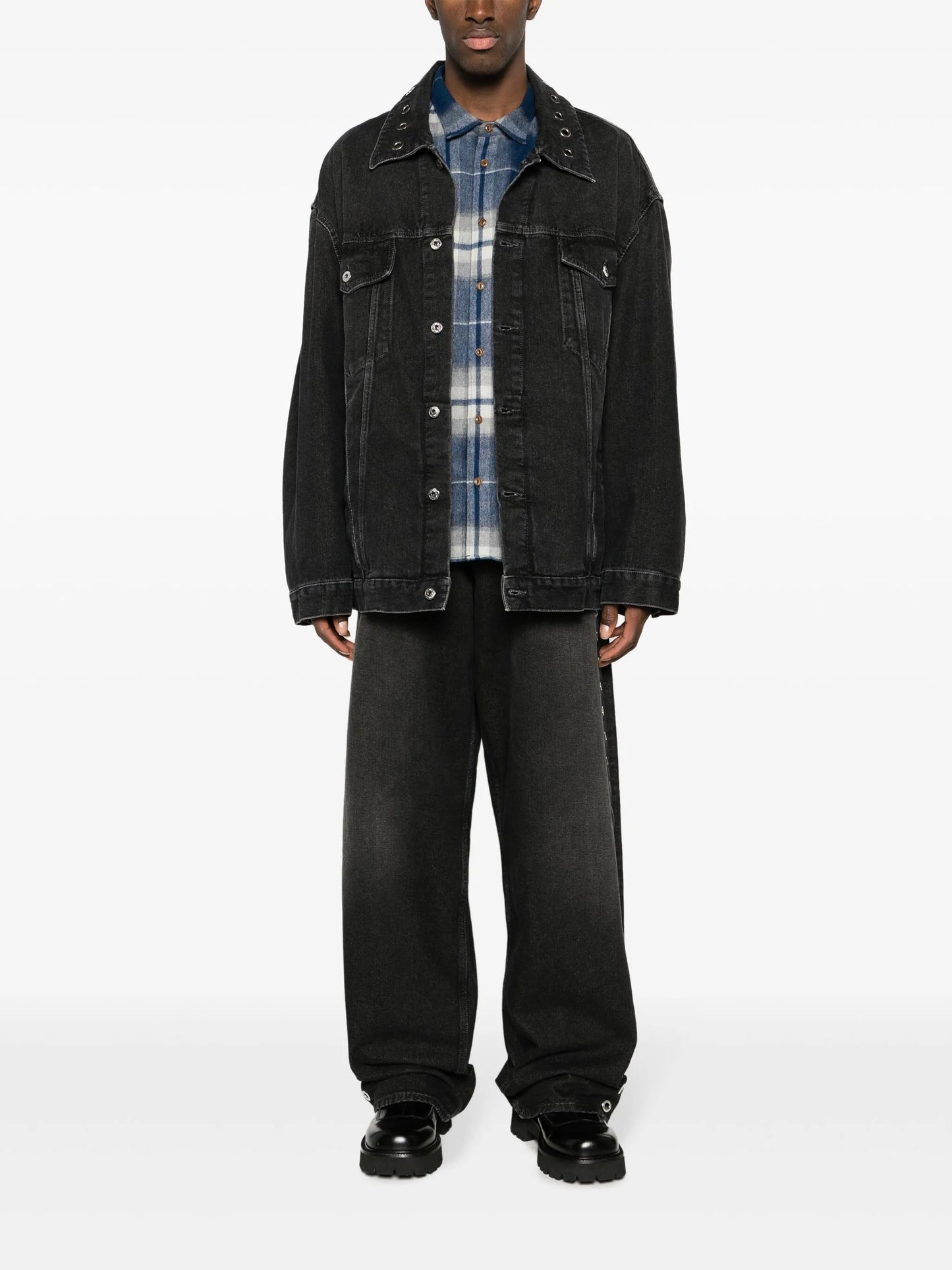 eyelet-detail drop-shoulder denim jacket