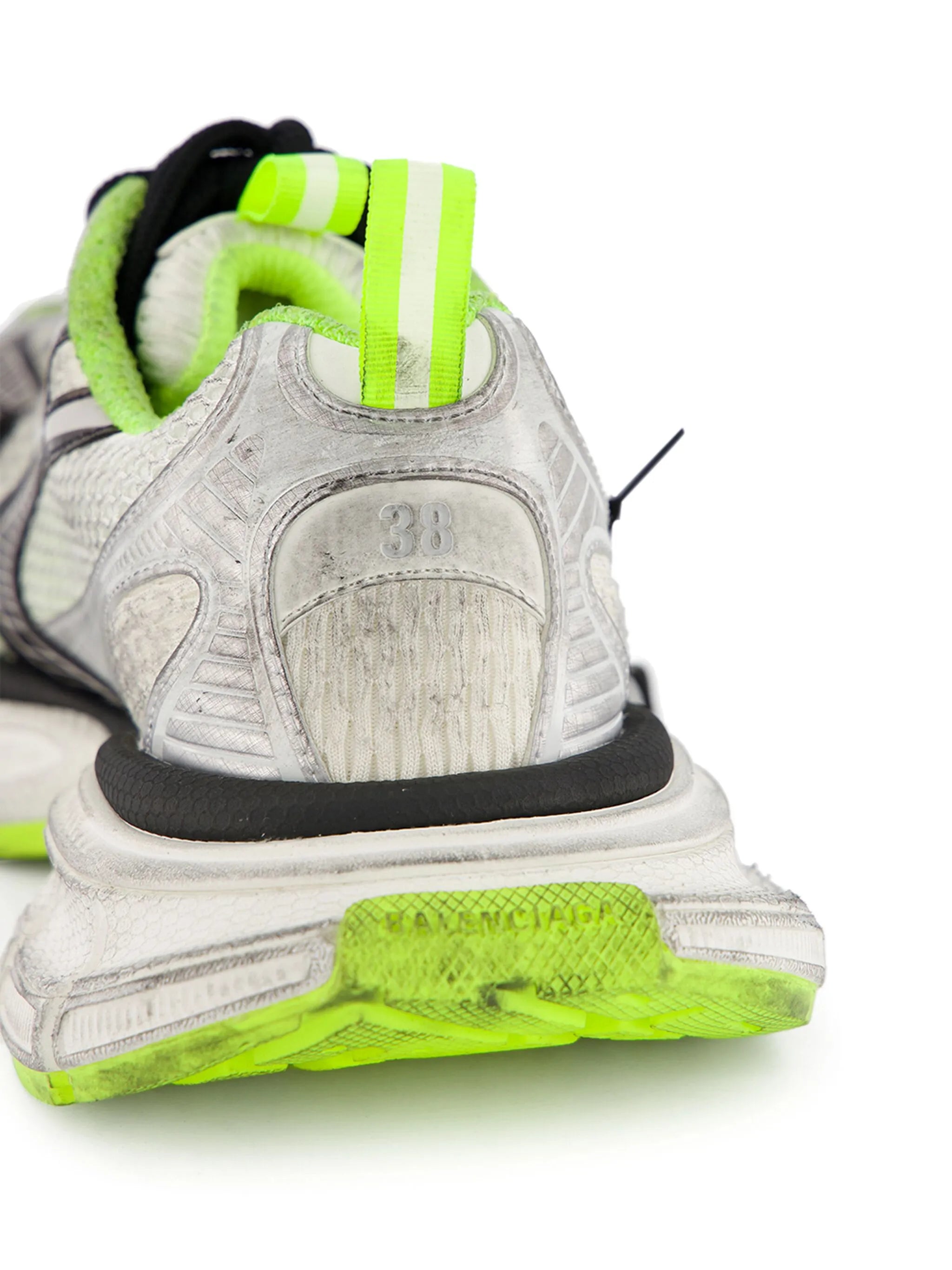 3XL low-top sneakers