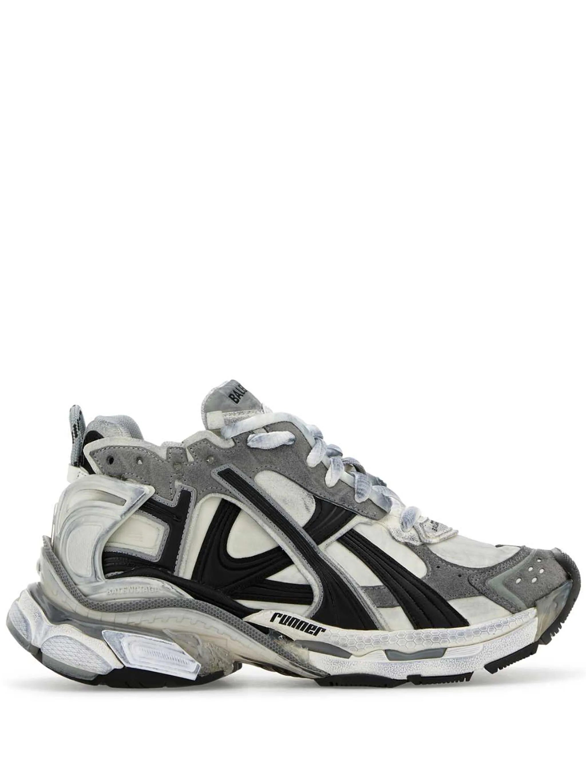 Runner panelled-design sneakers