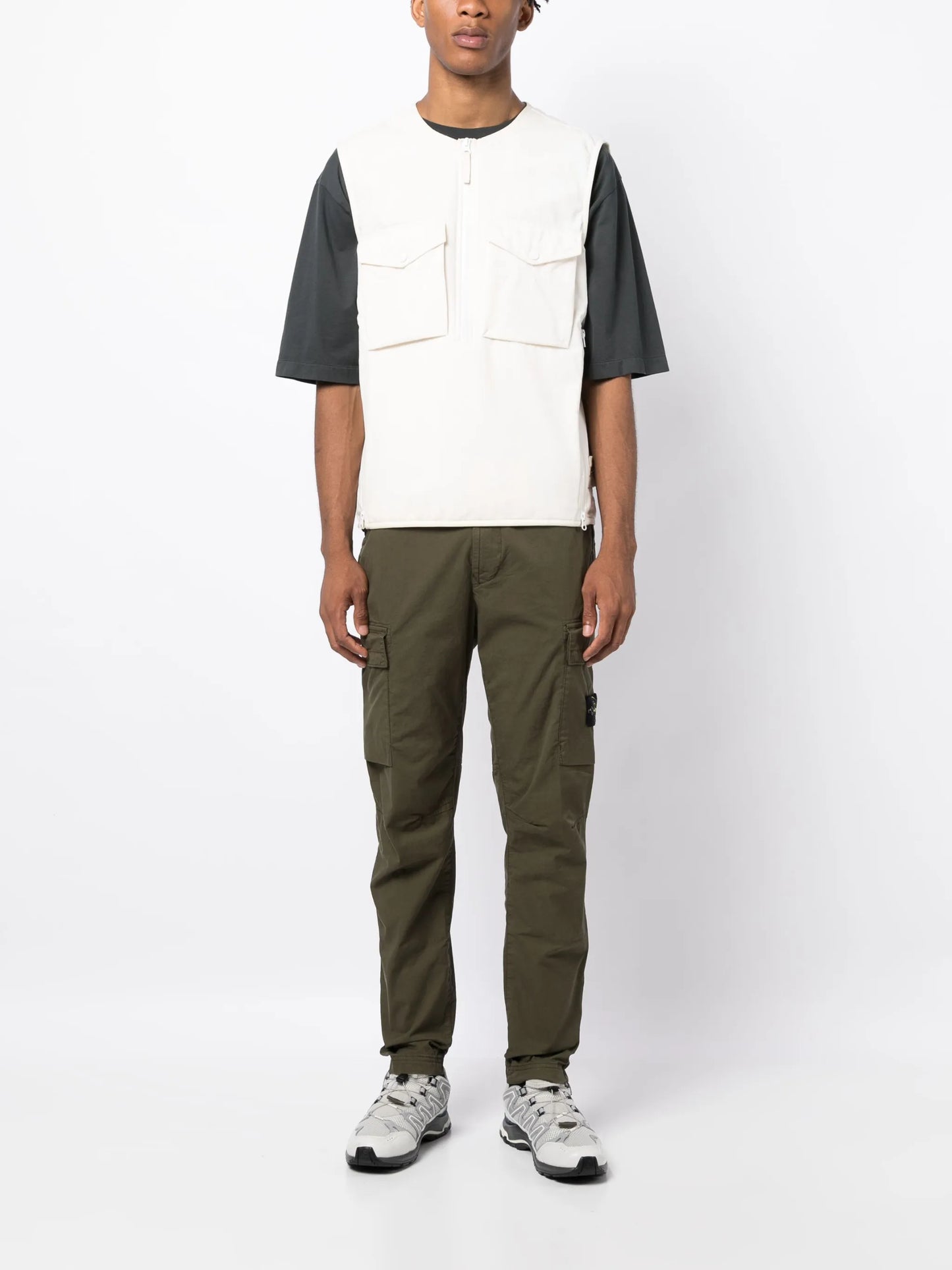 32710 tapered-leg cargo trousers