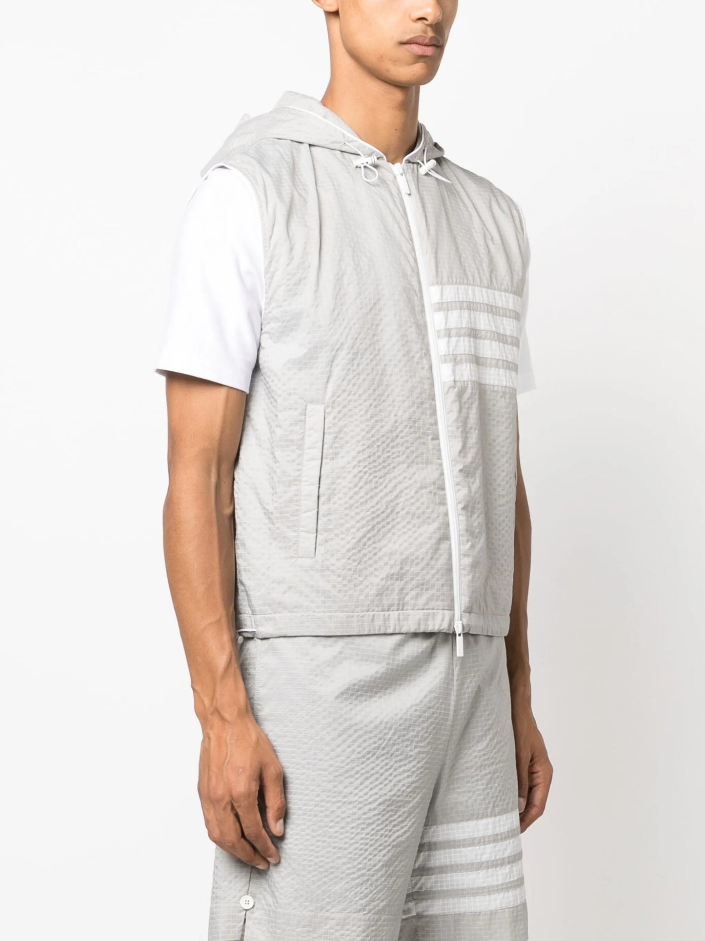 4-Bar stripe ripstop hooded gilet