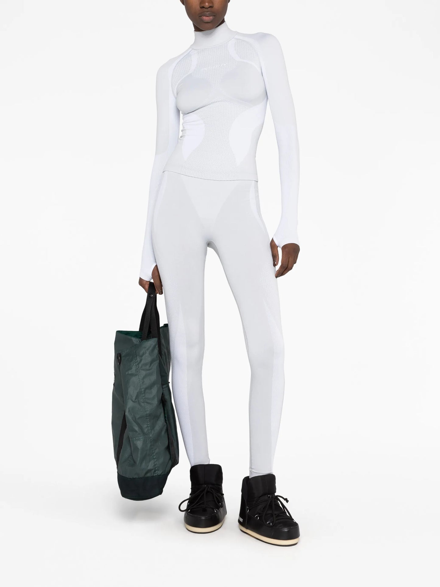 Performa funnel-neck ski top