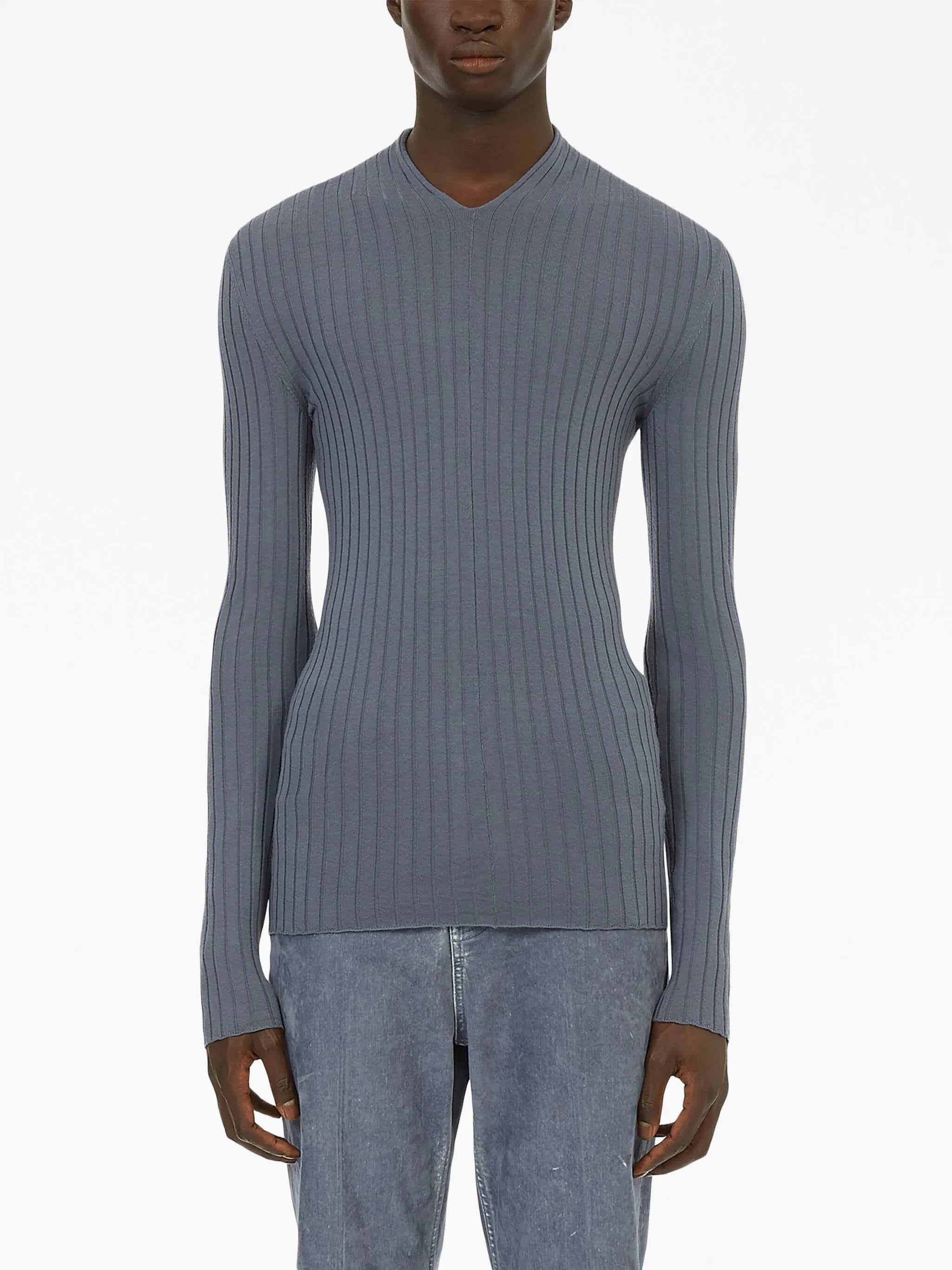 V-neck ribbed-knit jumper