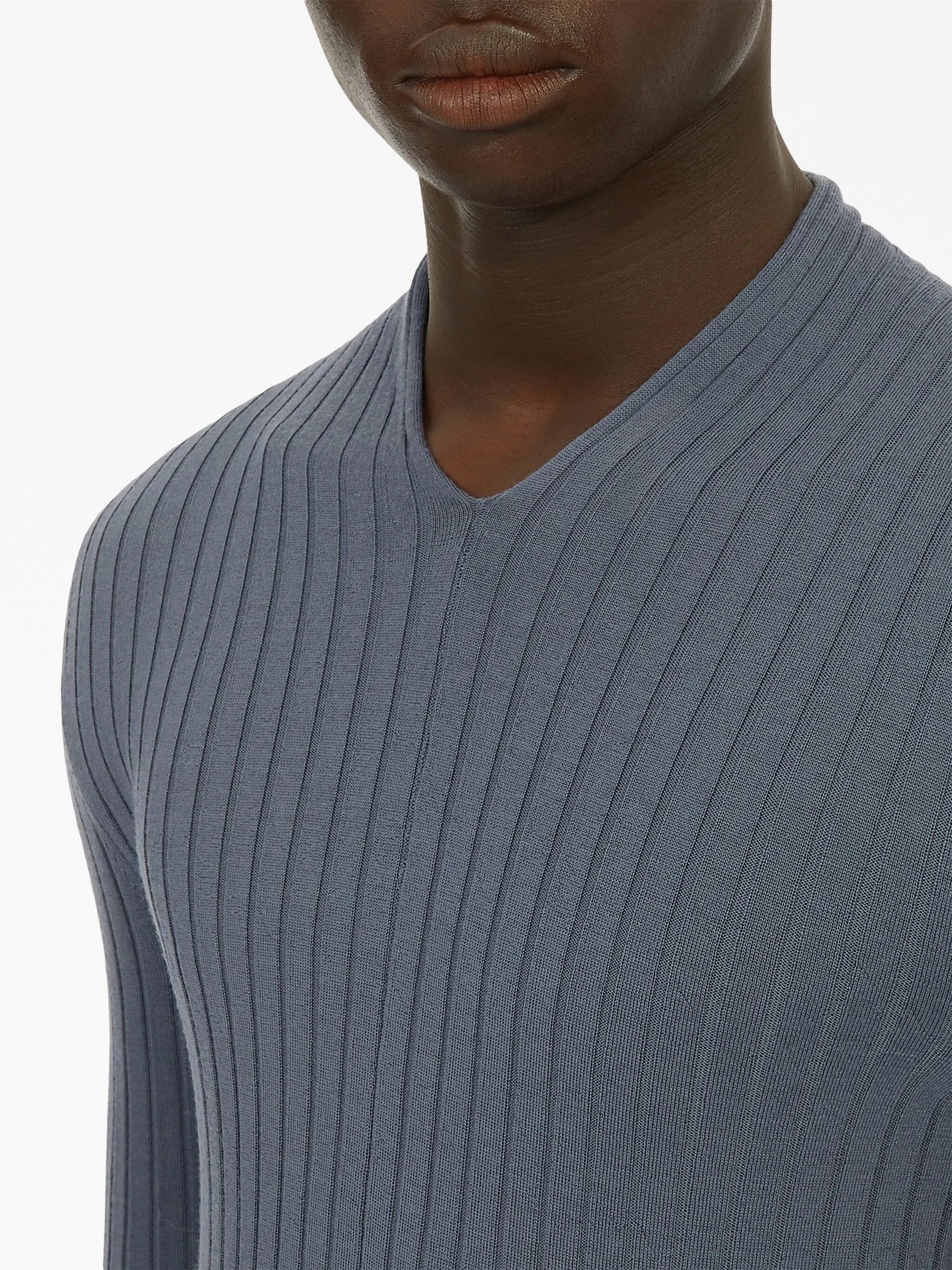 V-neck ribbed-knit jumper