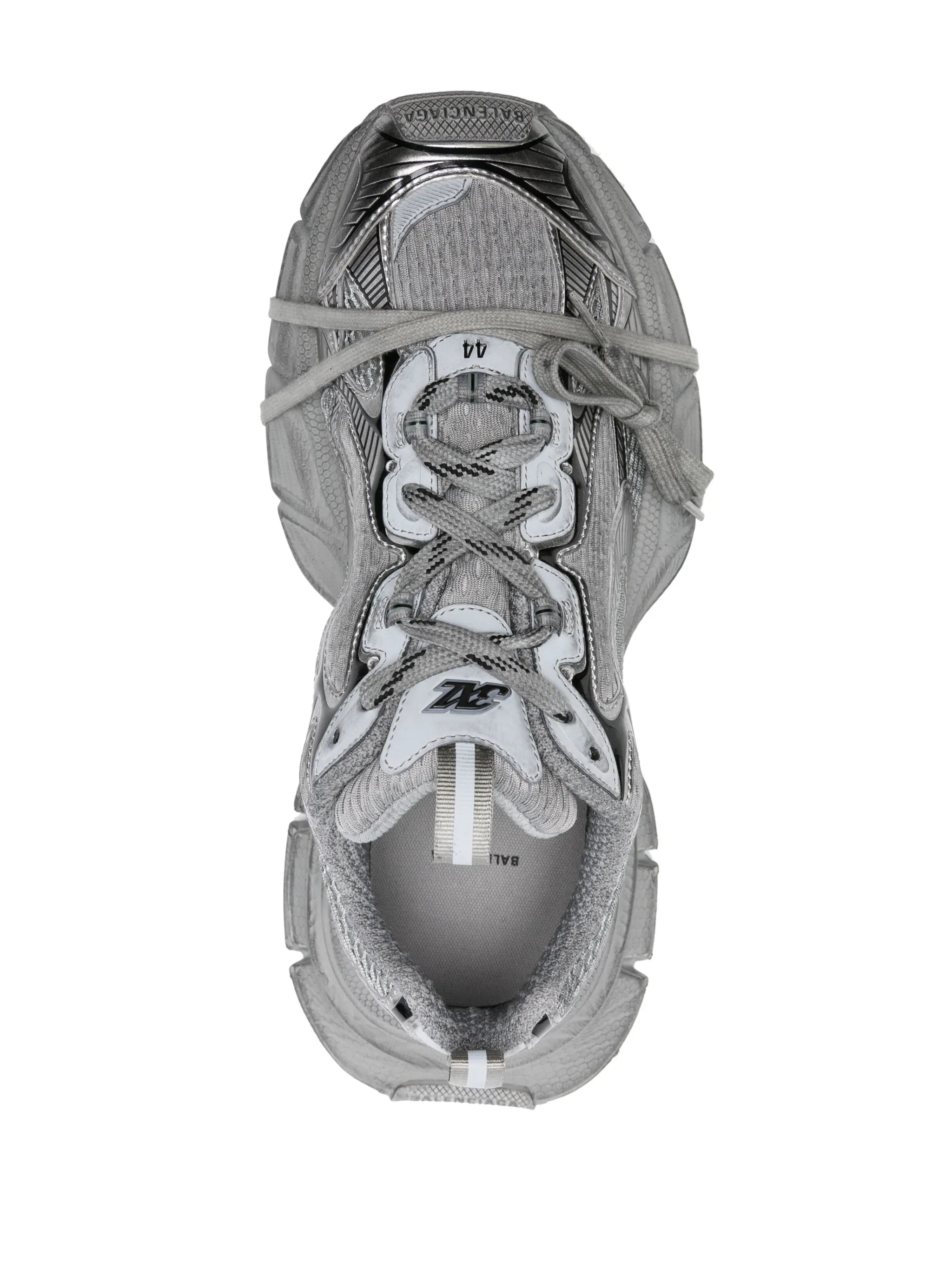 3XL low-top sneakers