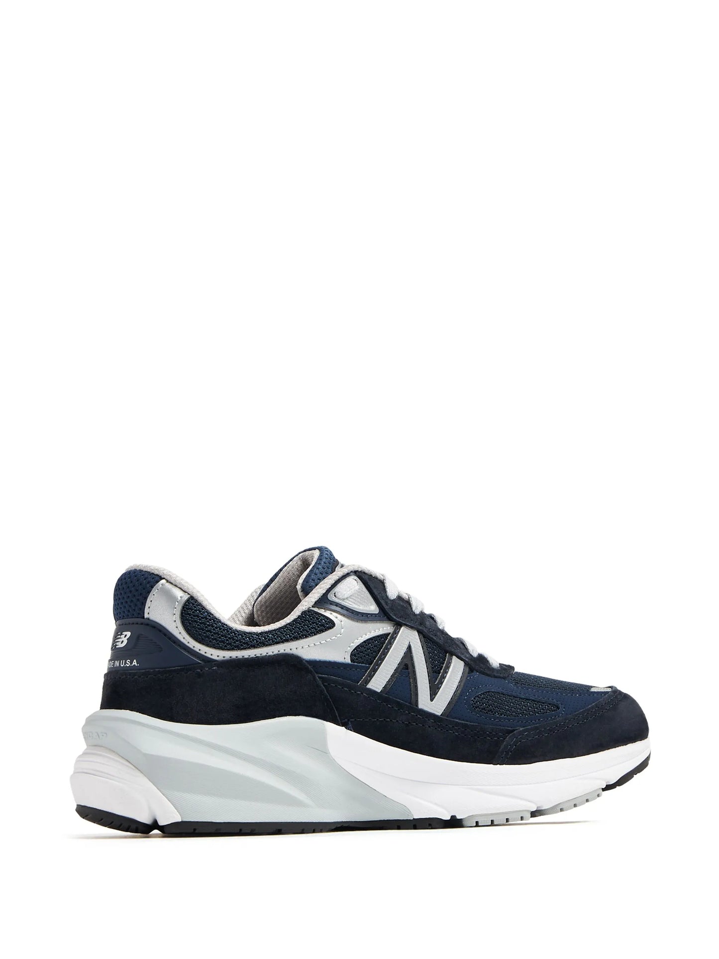 990v6 low-top sneakers