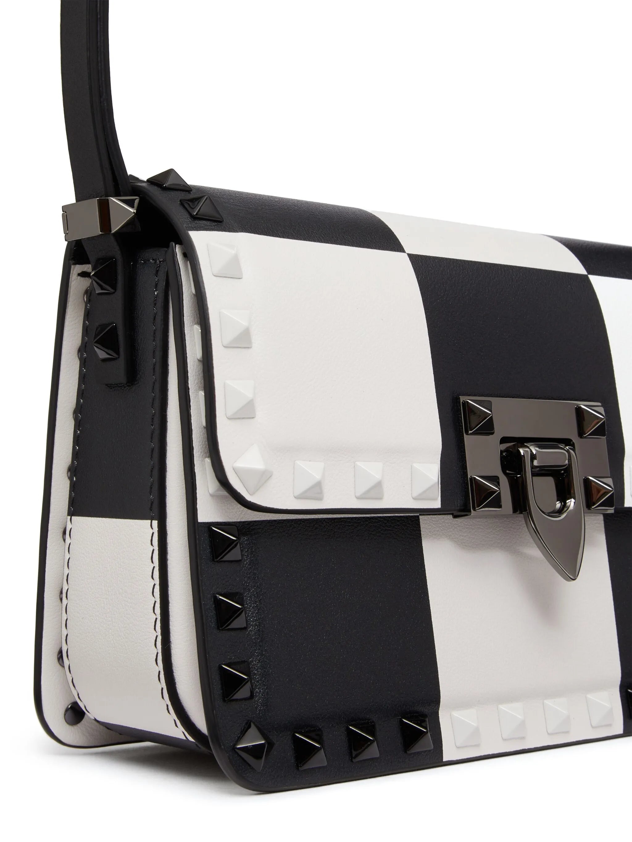 small Rockstud23 chess-print shoulder bag