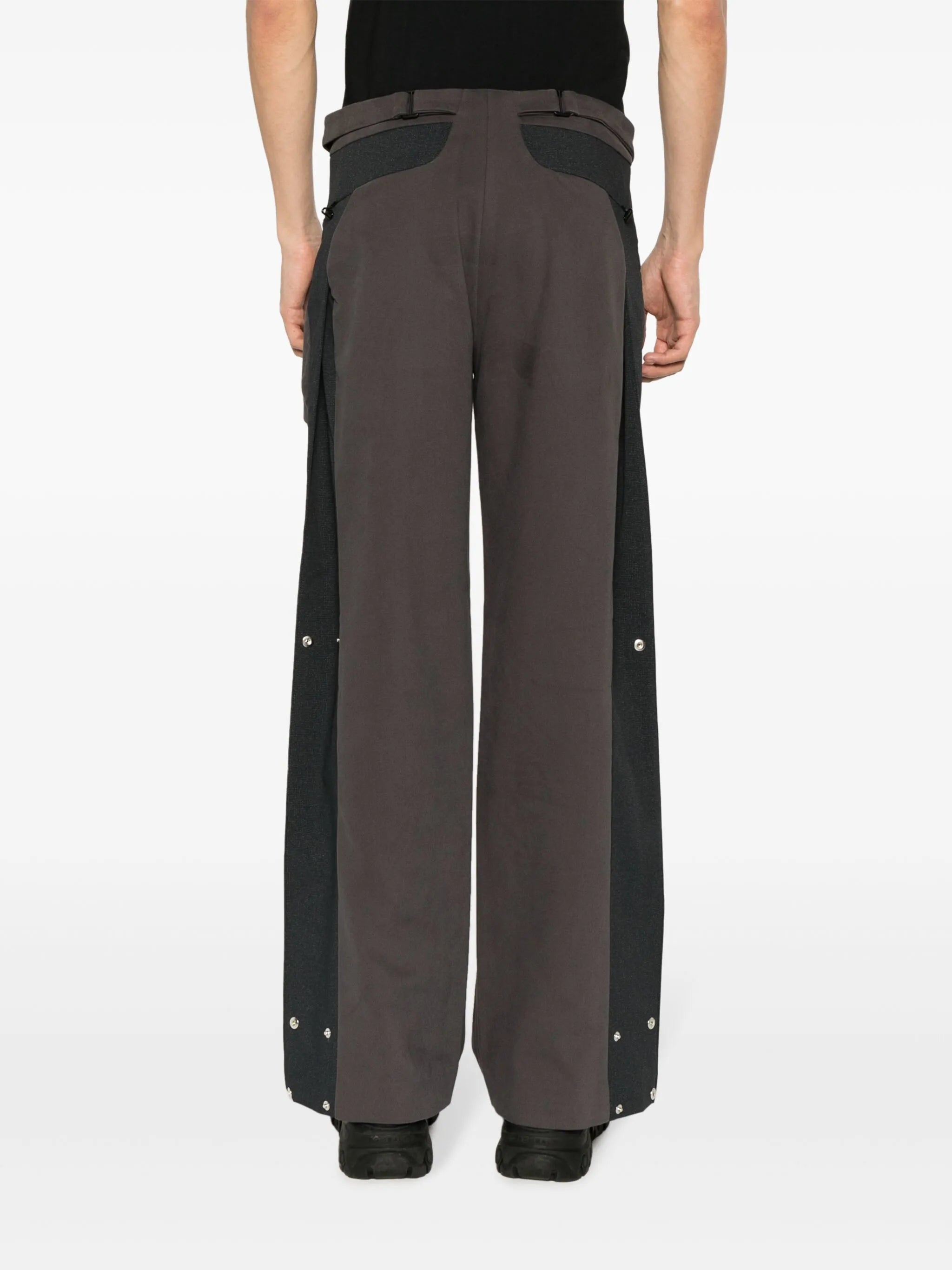 Dewal press-stud straight-leg trousers