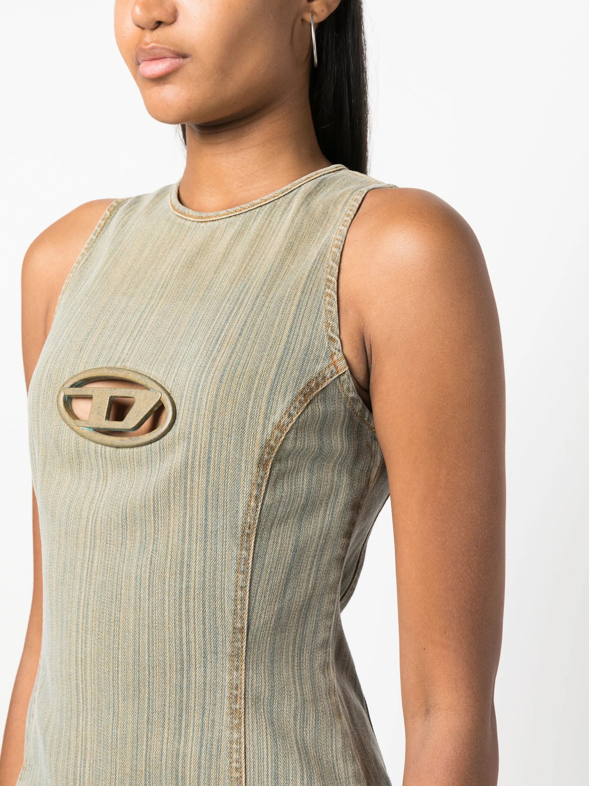 De-Ferriz-Fsd logo-plaque minidress