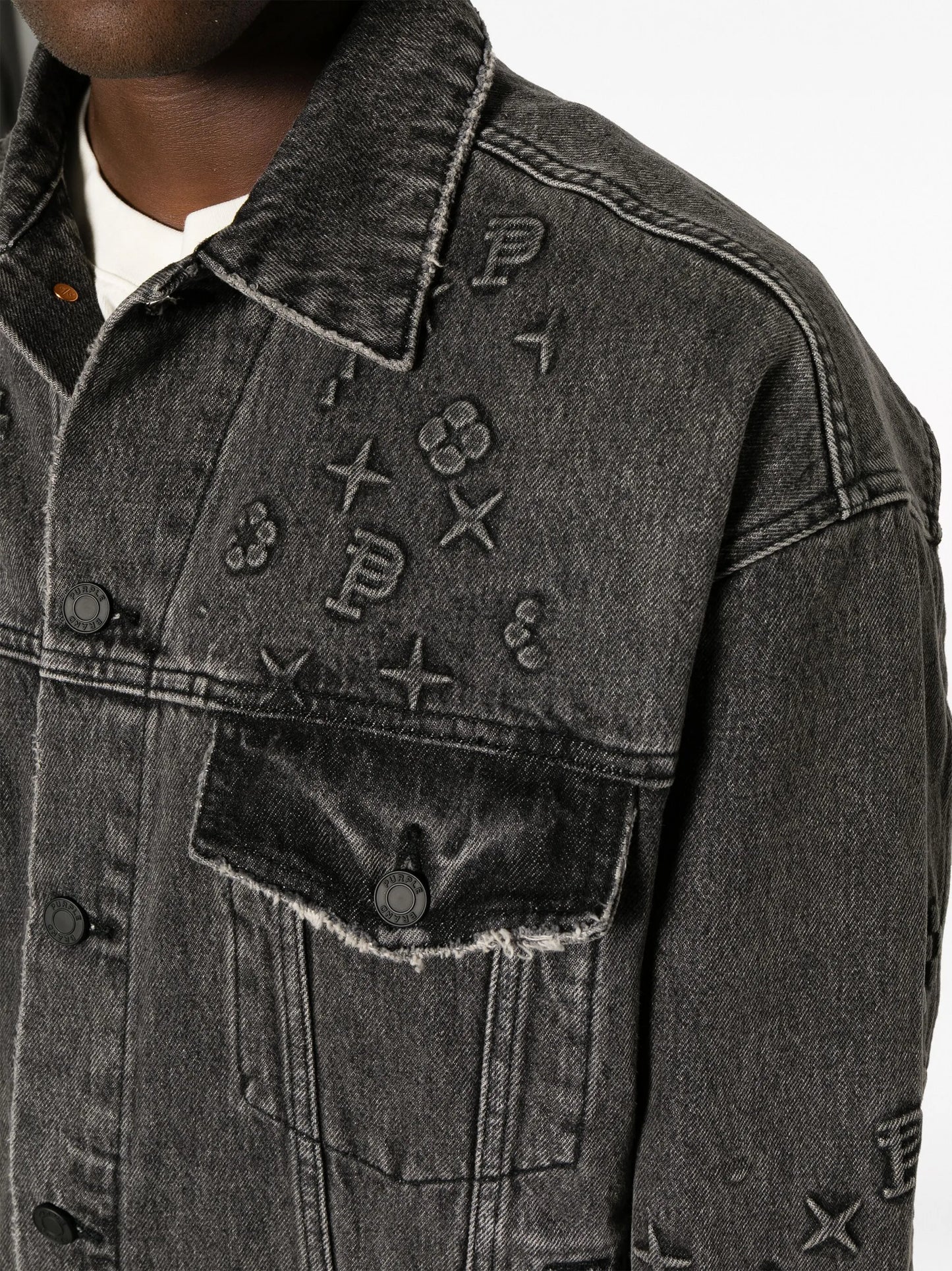 embossed-details denim jacket