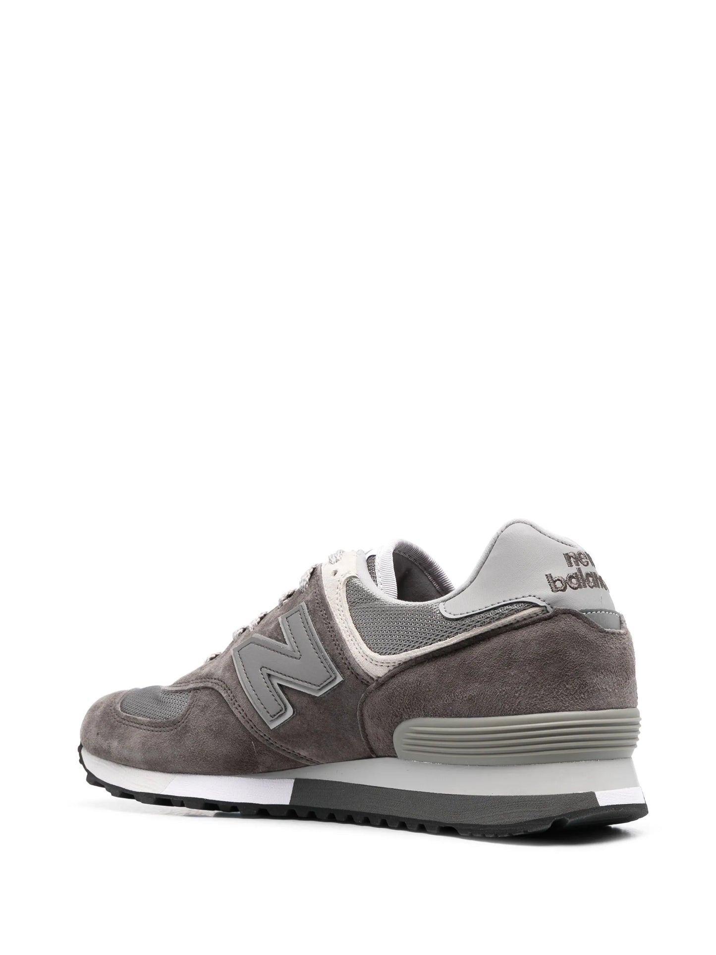 576 low-top sneakers