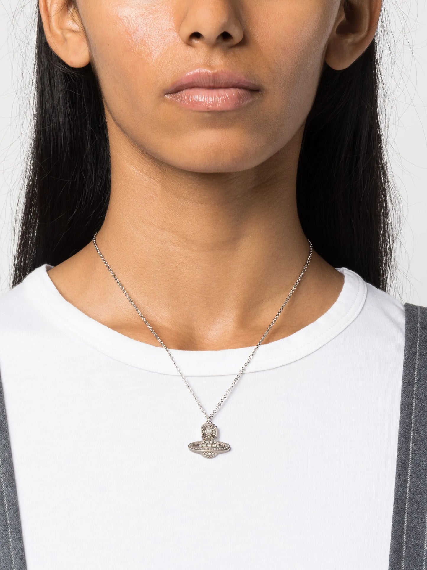 Luzia pendant necklace