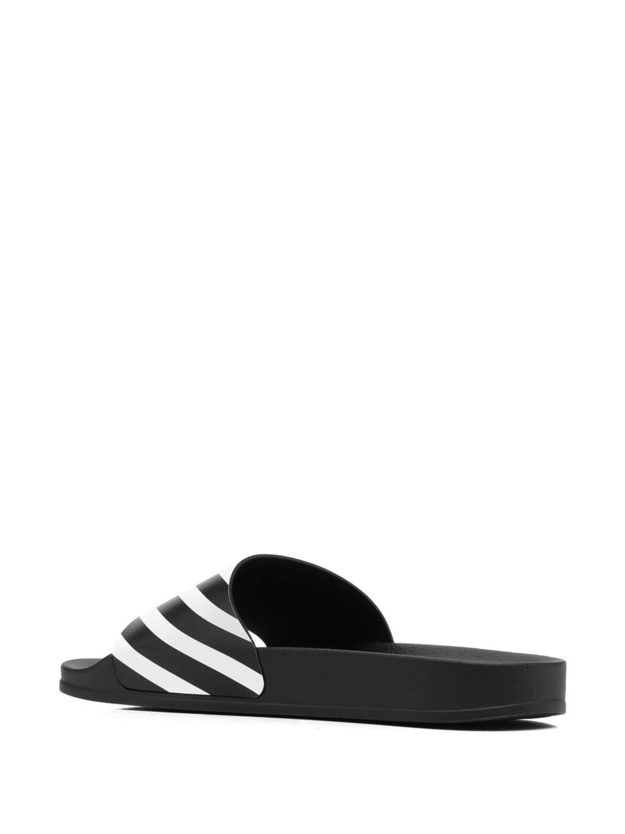 Diag-stripe moulded slides