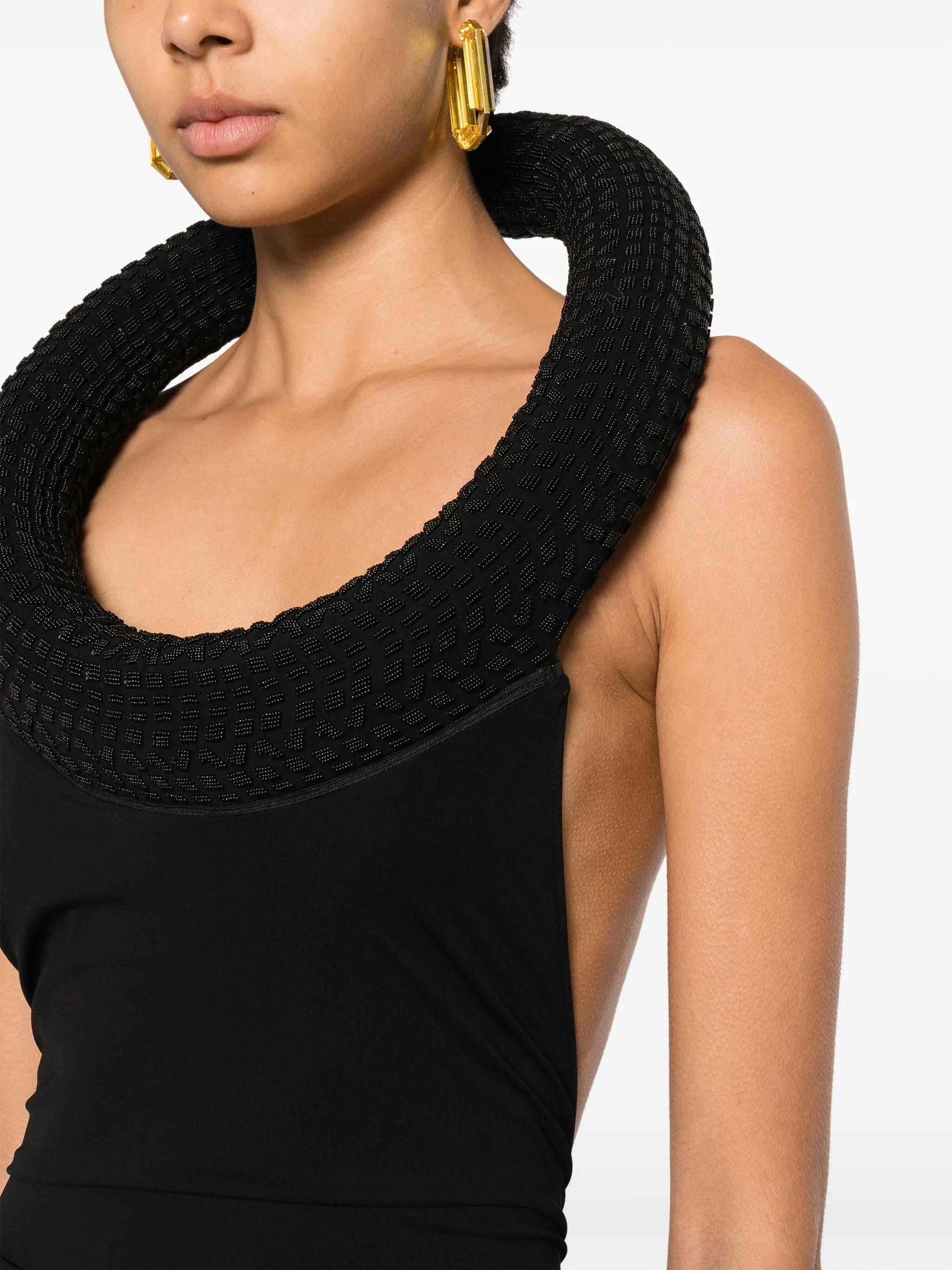 round-neck sleeveless gown