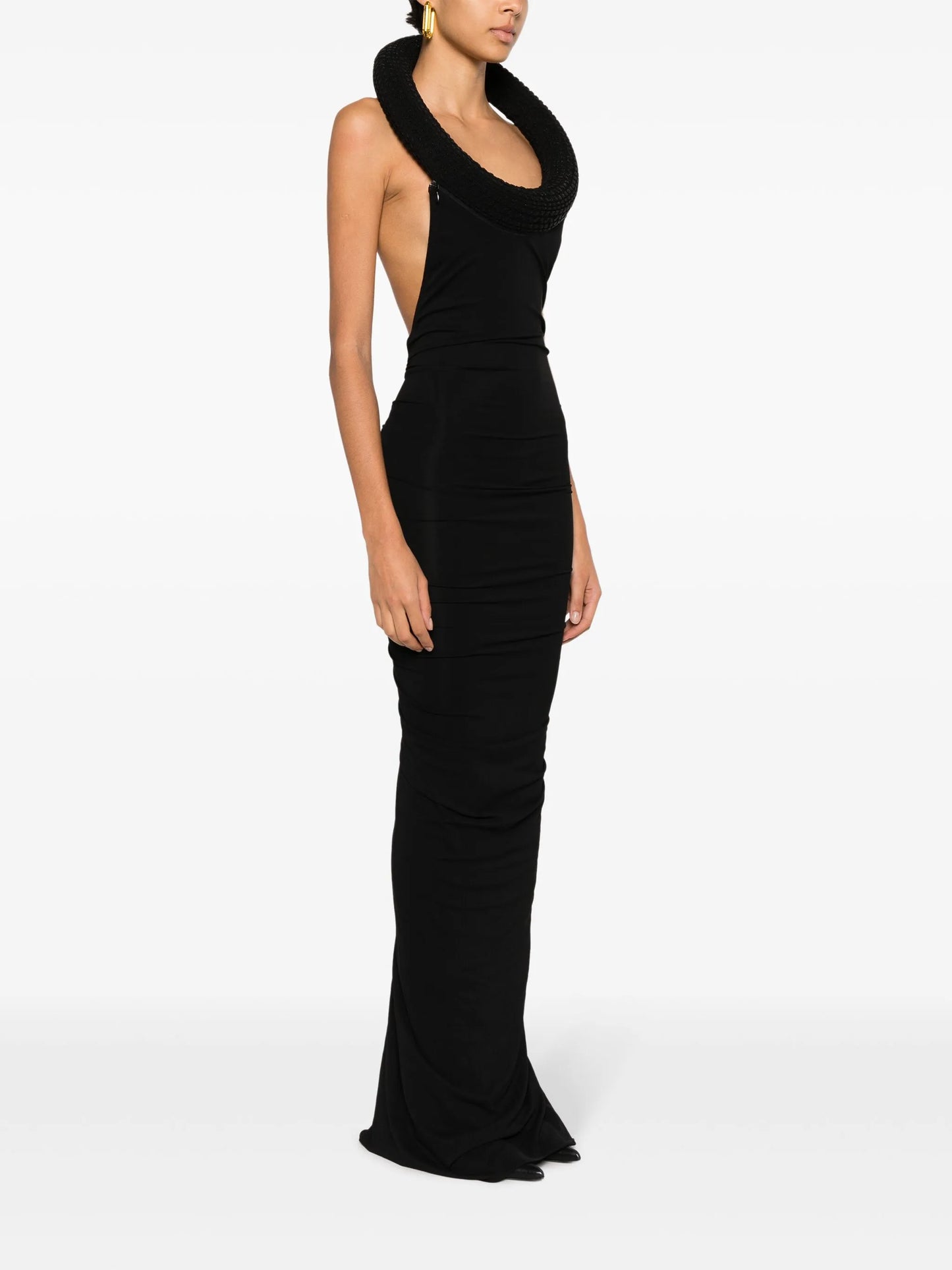 round-neck sleeveless gown