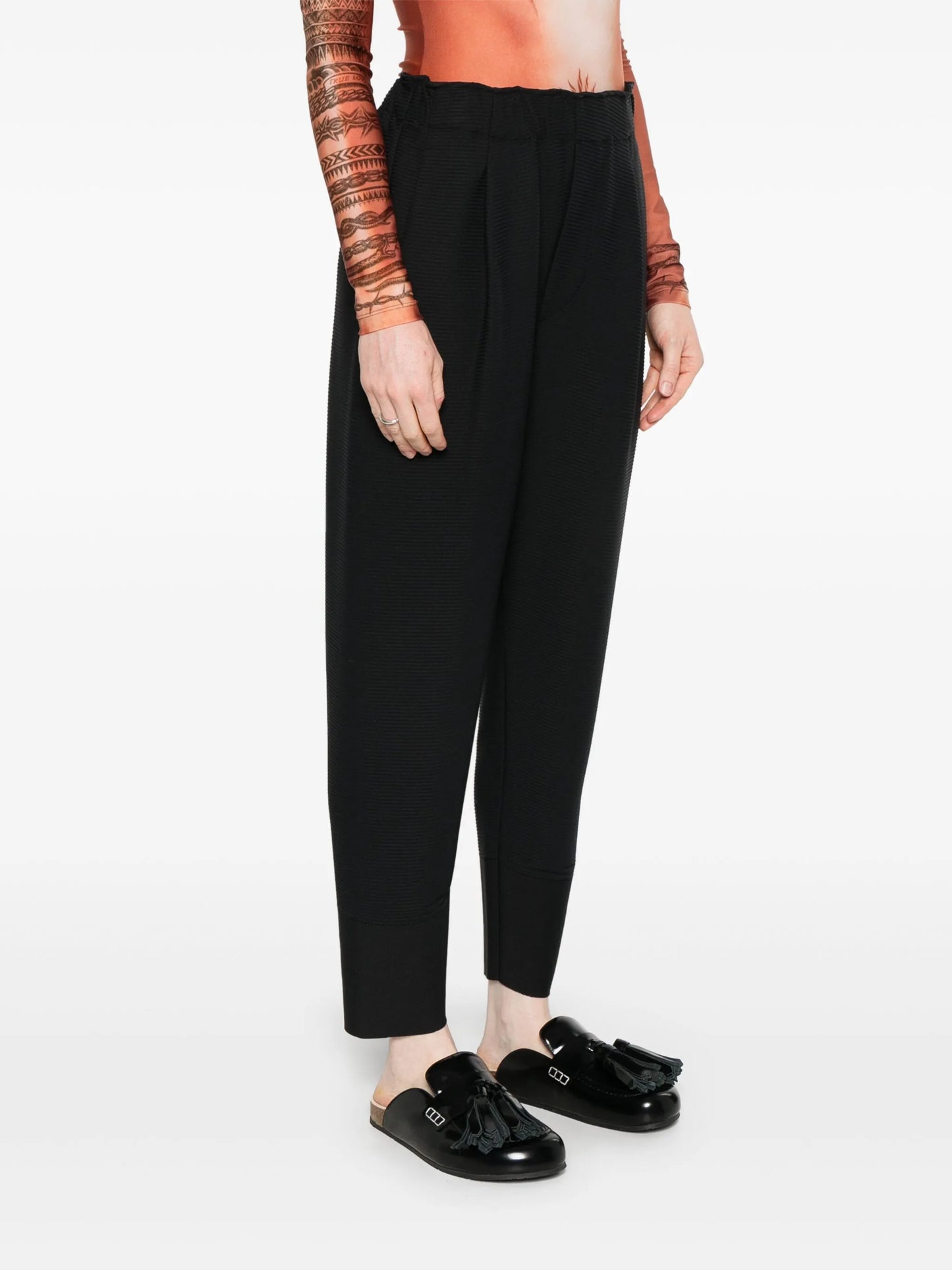 cropped tapered trousers
