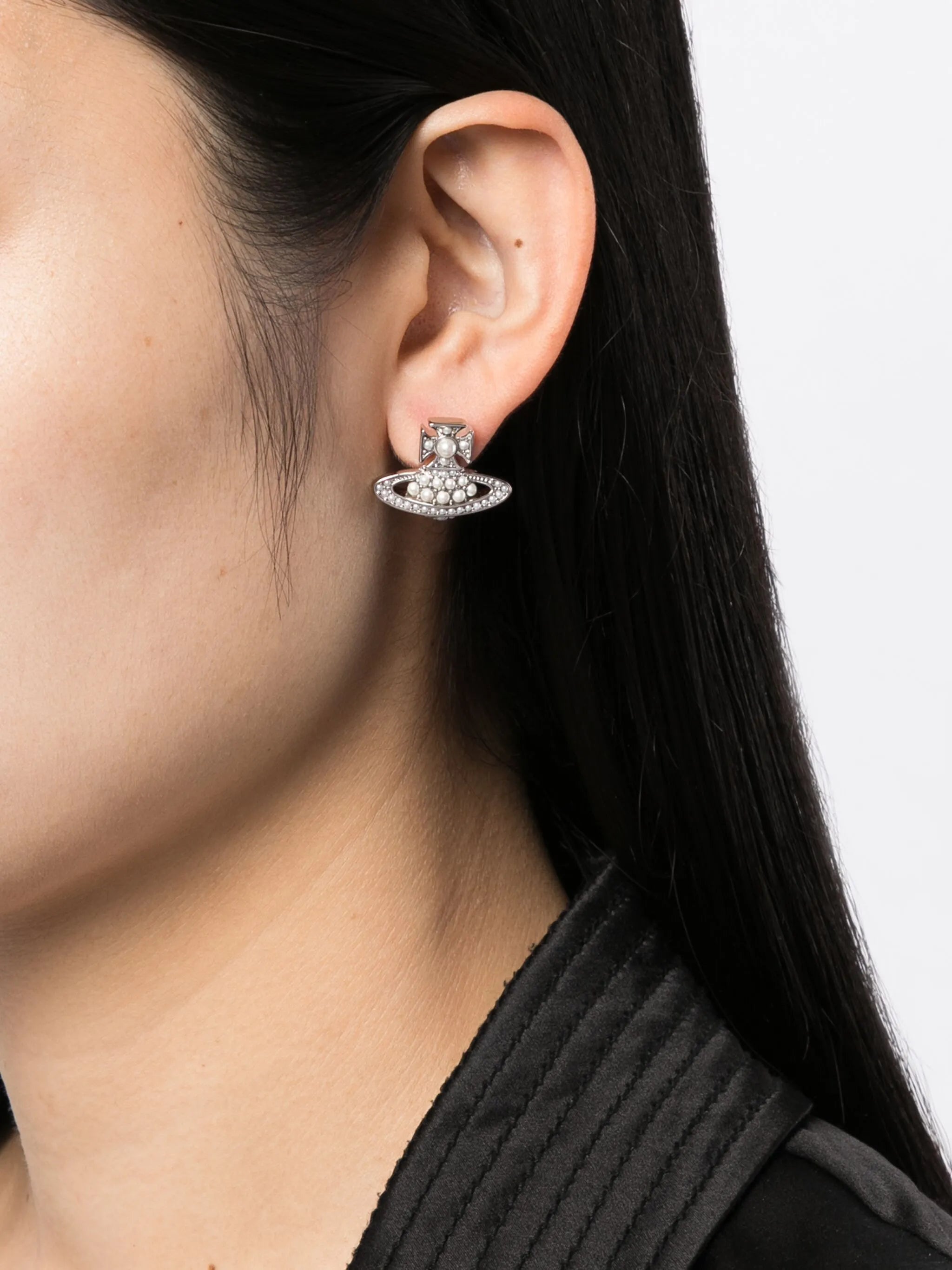 Luzia Bas Relief stud earrings