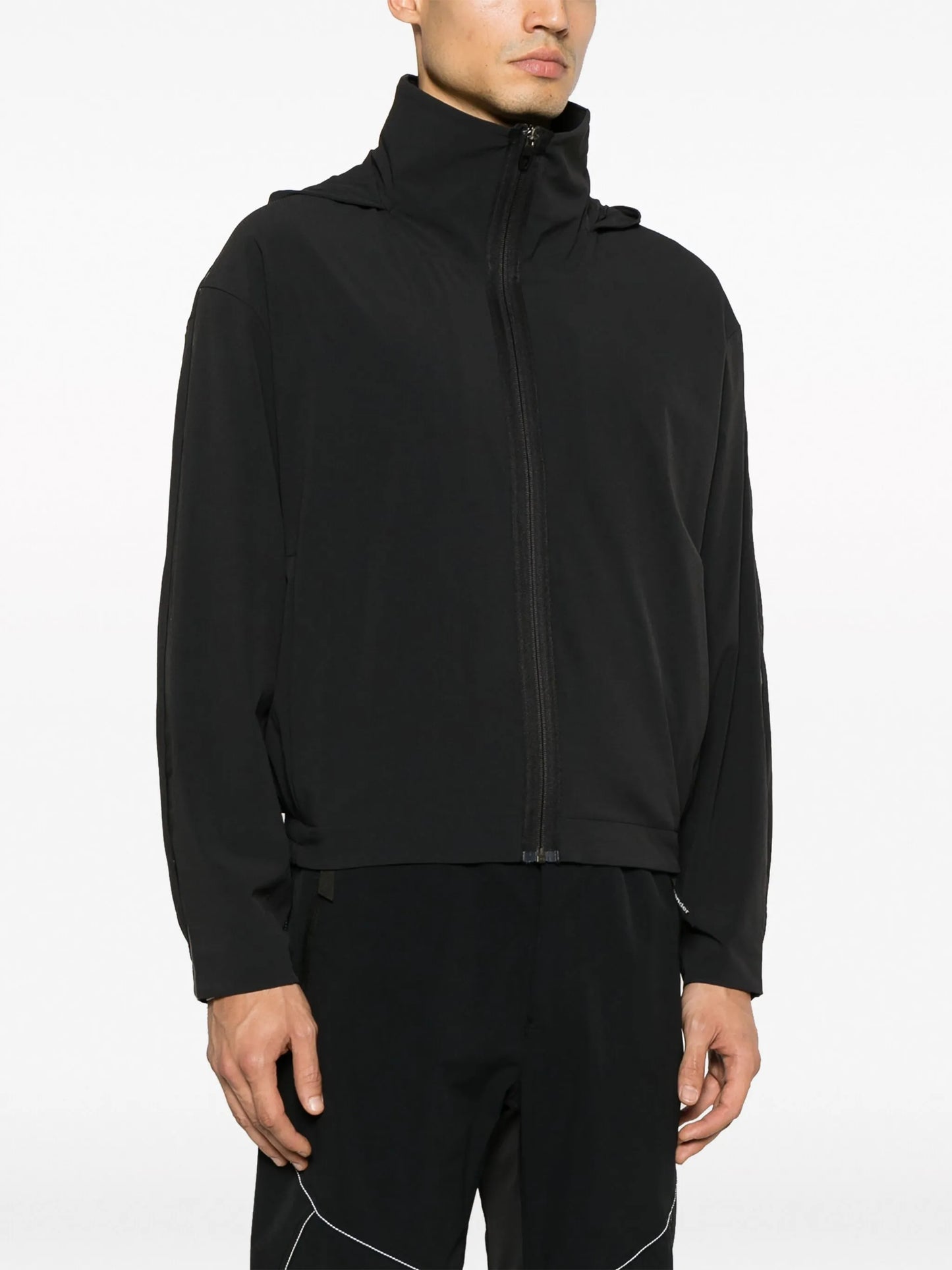 zip-fastening hooded jacket