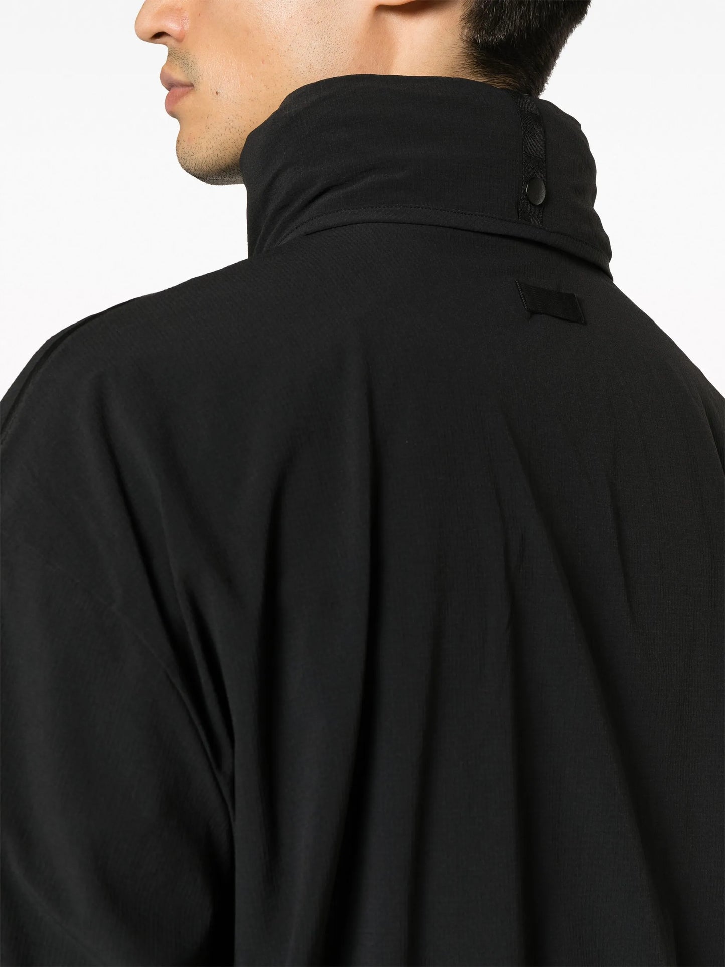 zip-fastening hooded jacket