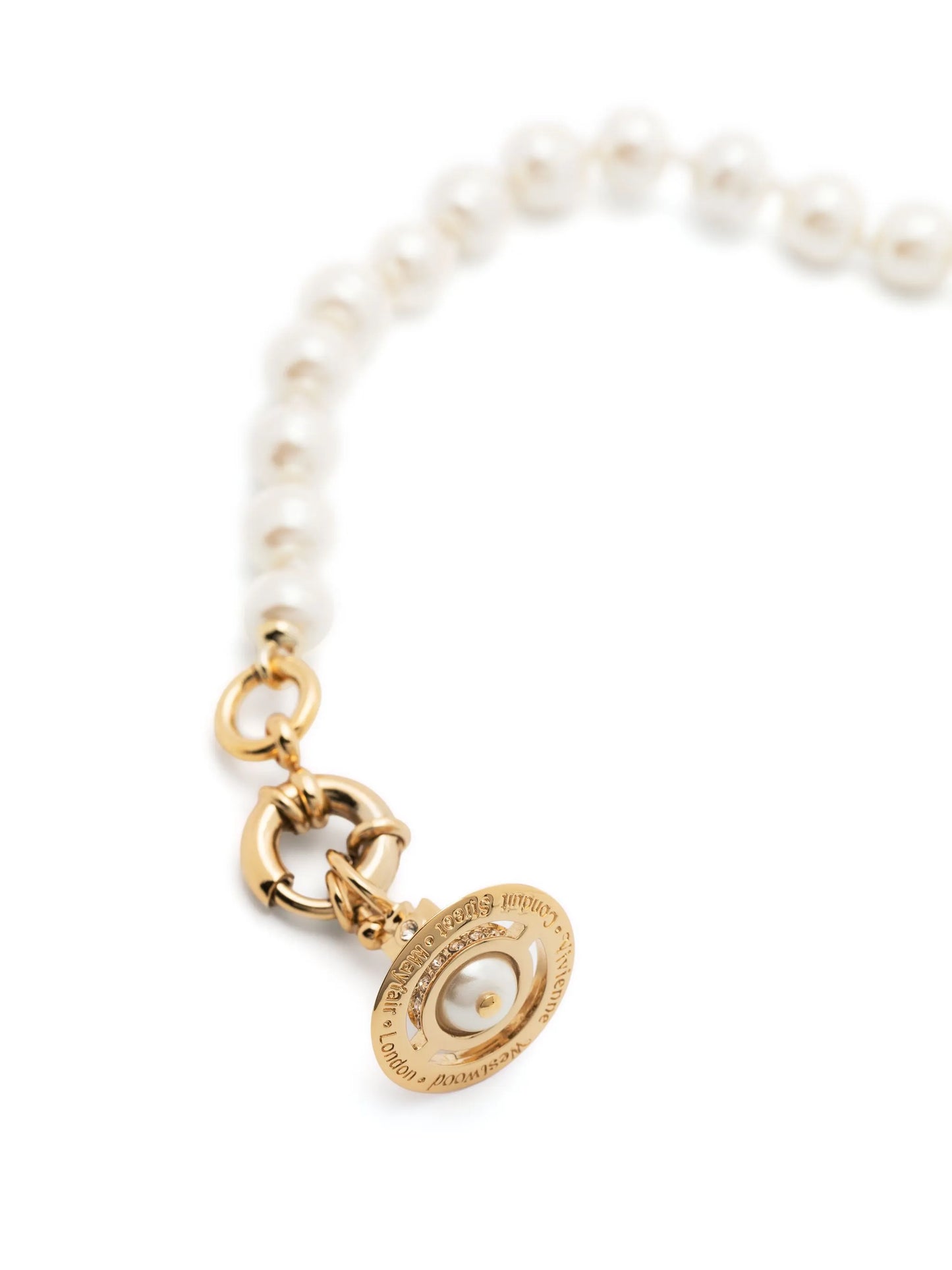 Orb pendant pearl bracelet
