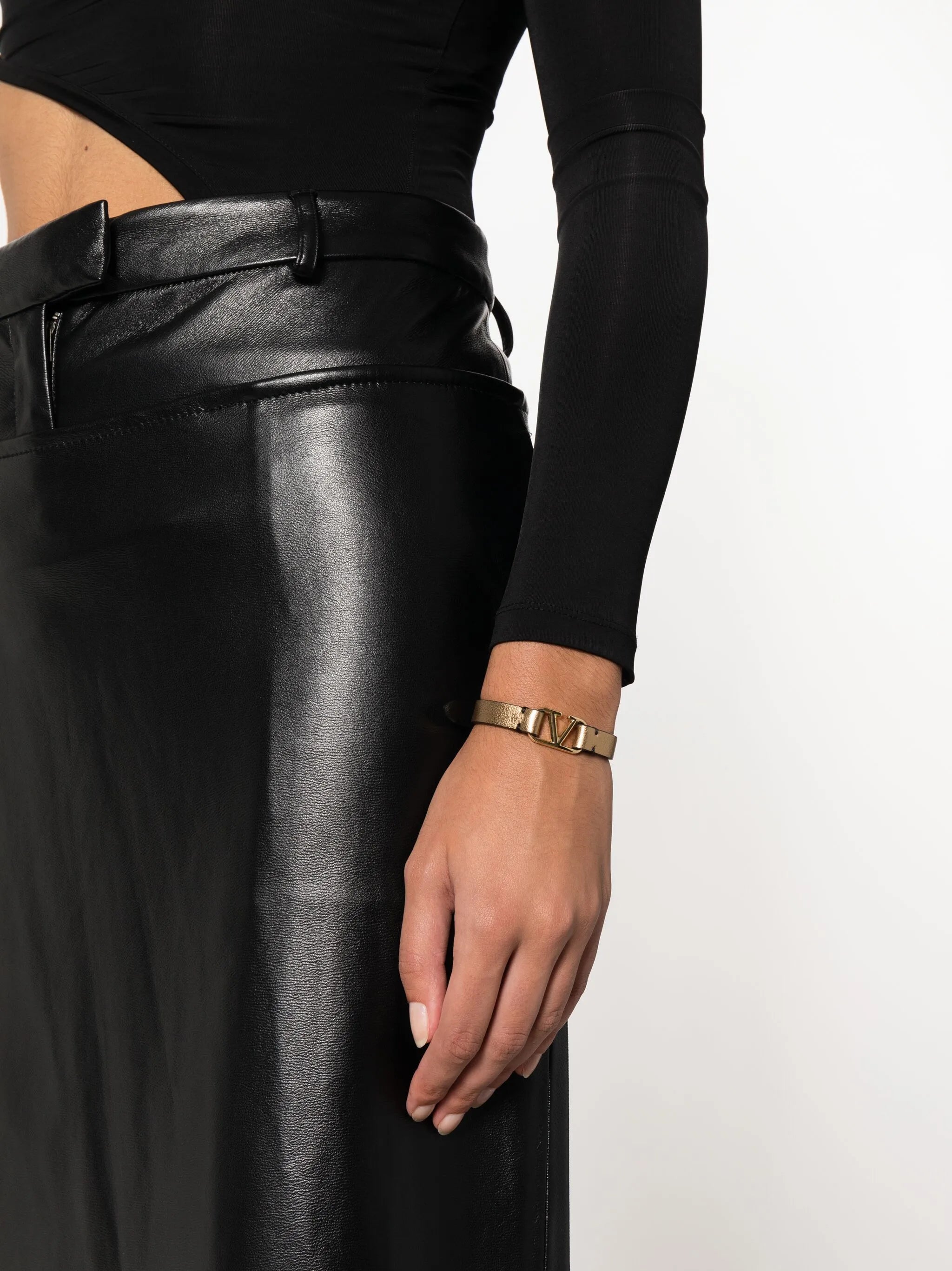 VLogo Signature leather bracelet