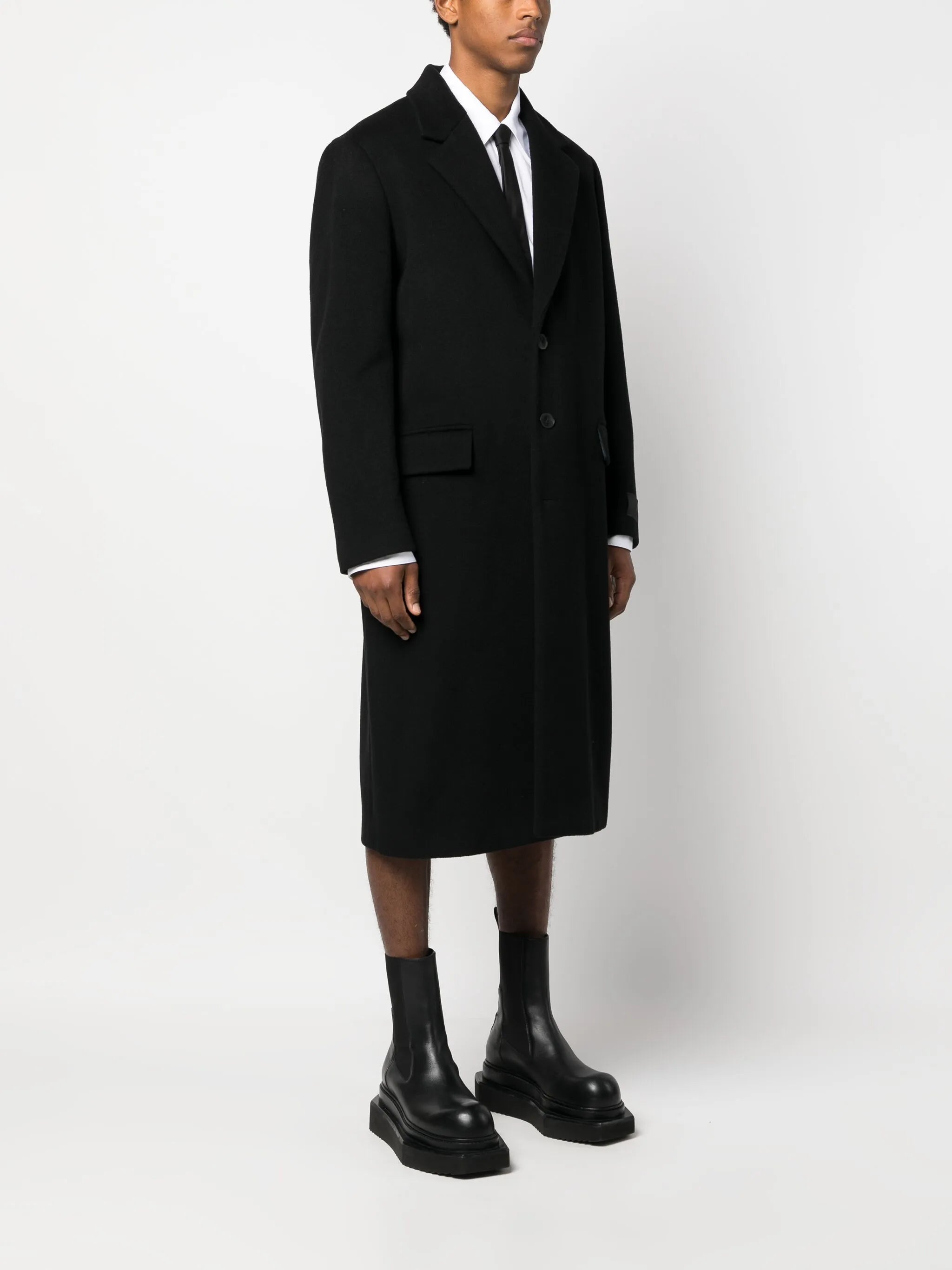 single-breasted wool-blend coat