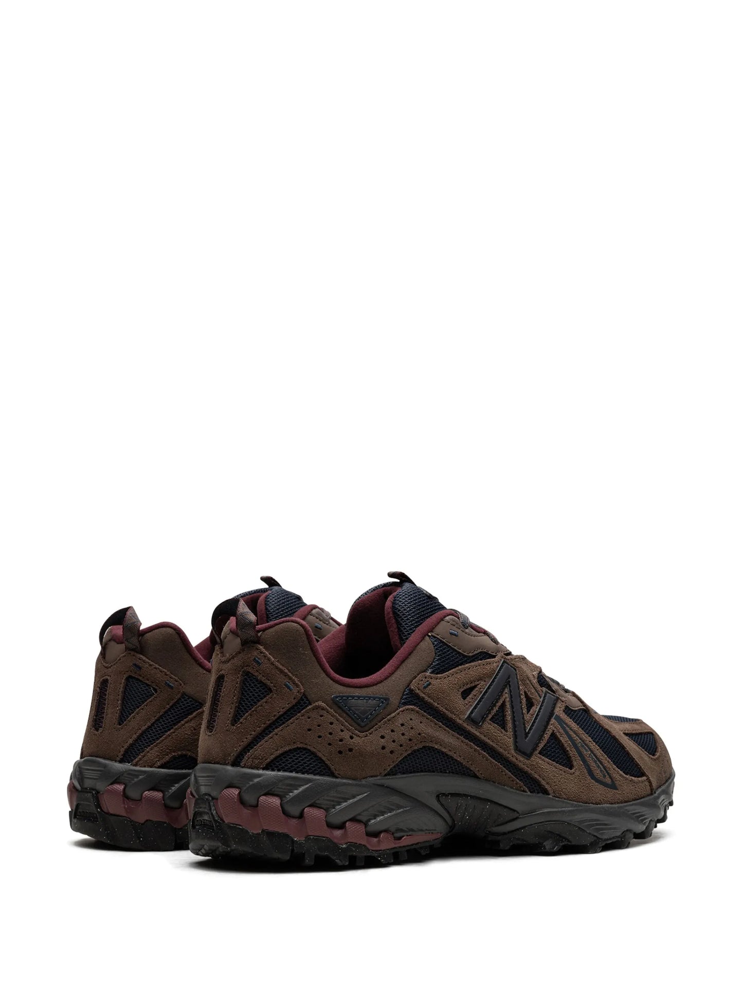 610v1 suede sneakers