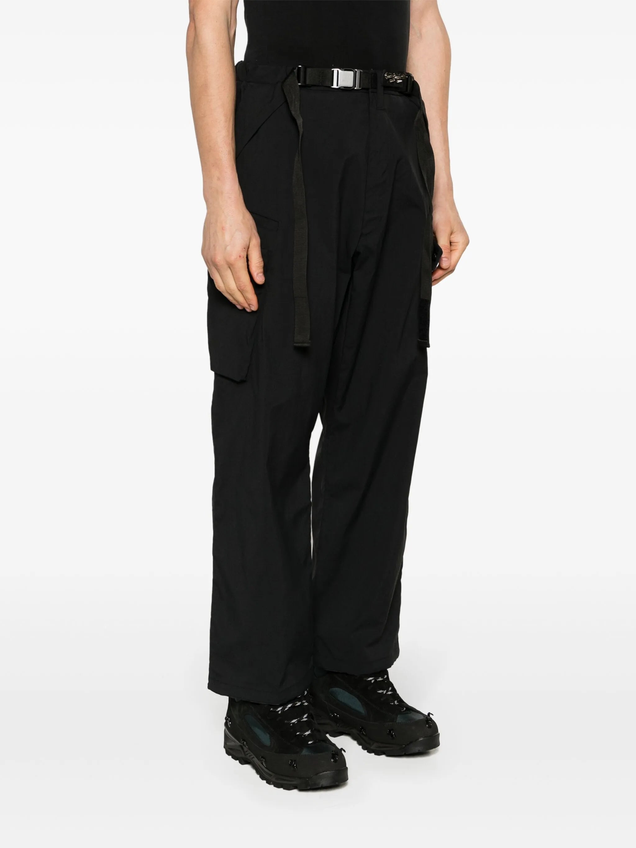 low-rise cargo trousers