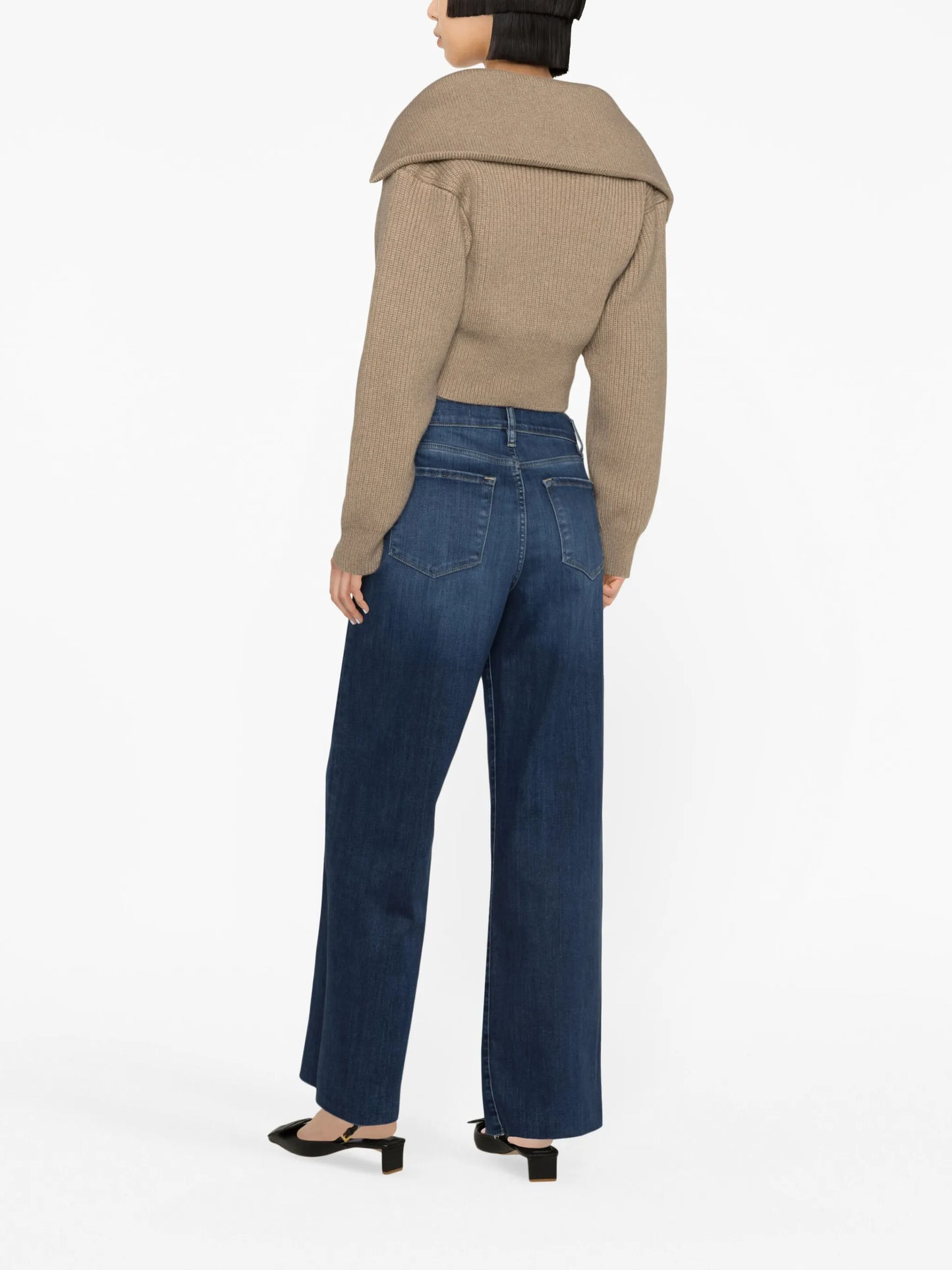 mid-rise straight-leg jeans