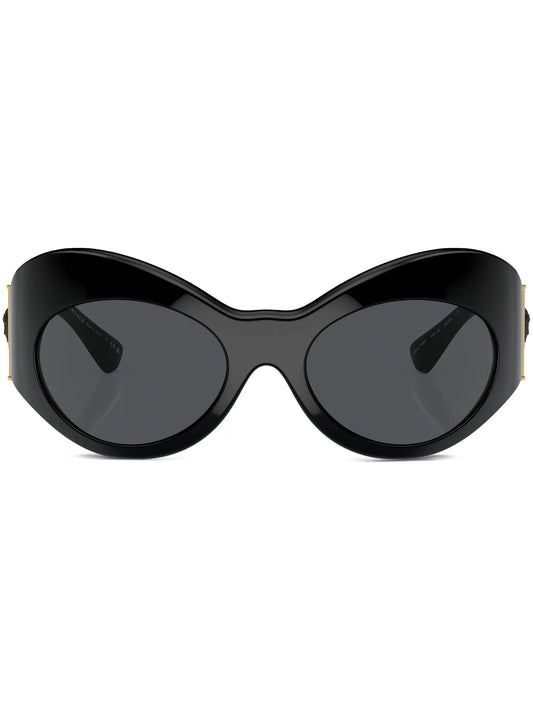 cat-eye frame sunglasses