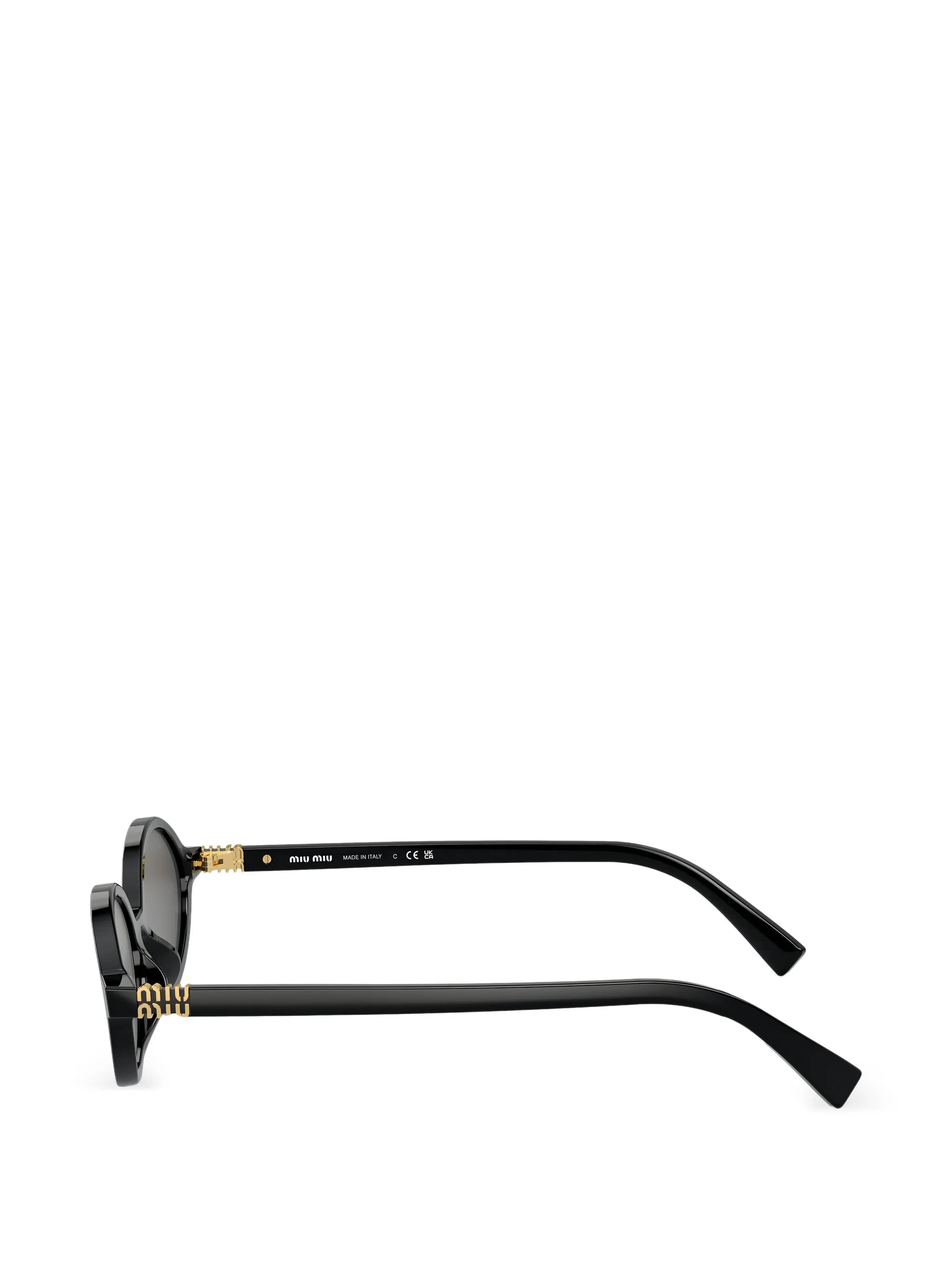 oval-frame sunglasses