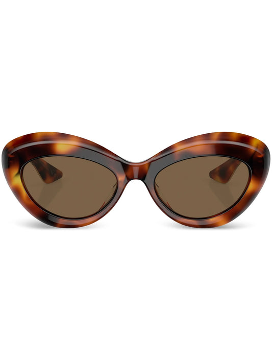 1968C cat-eye frame sunglasses