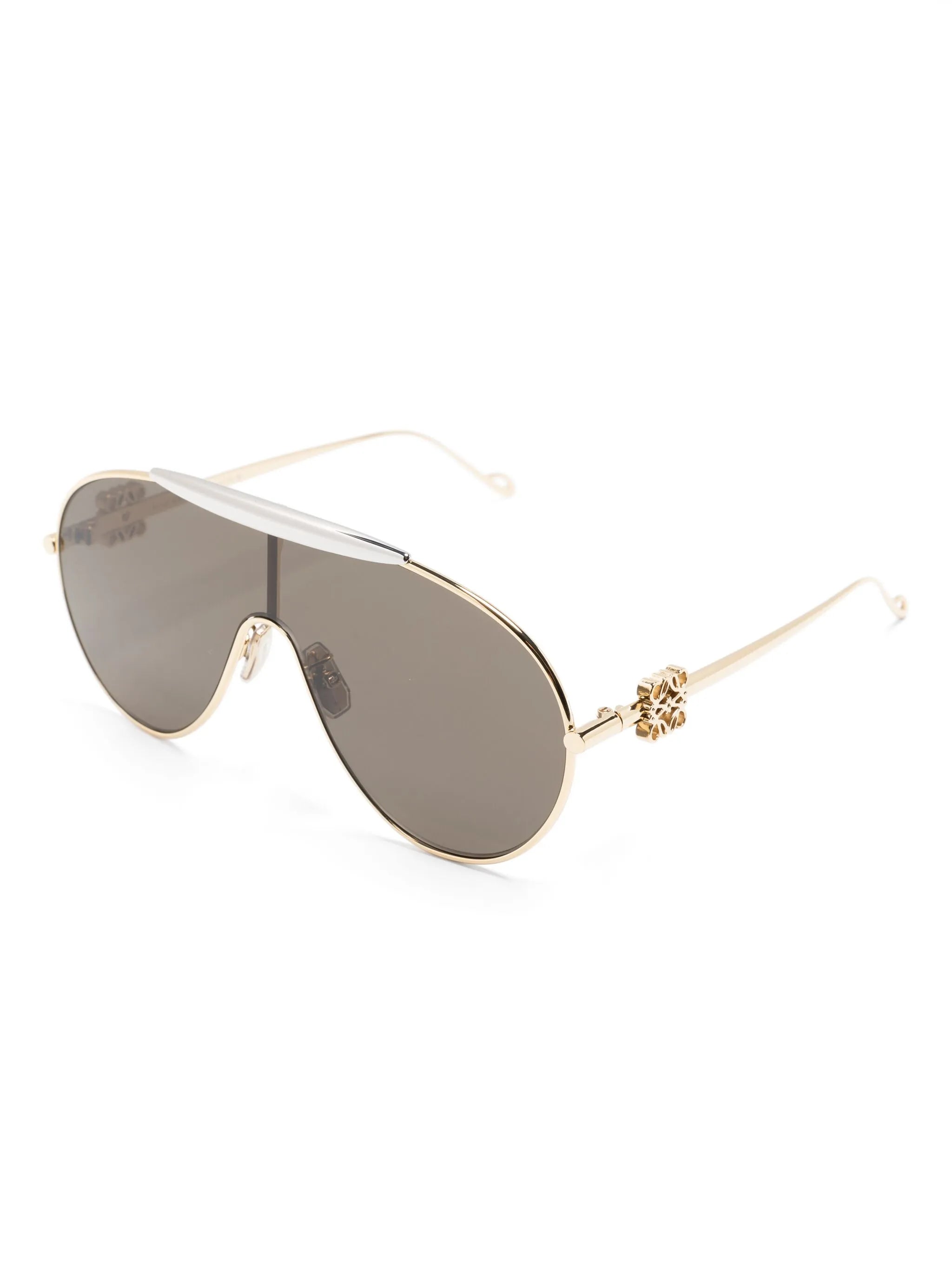 pilot-frame tinted-lense sunglasses