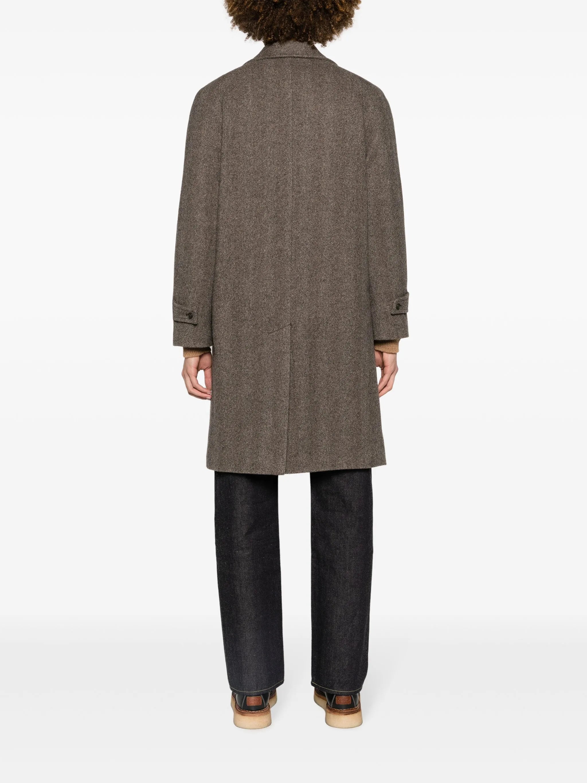 single-breasted lambswool coat