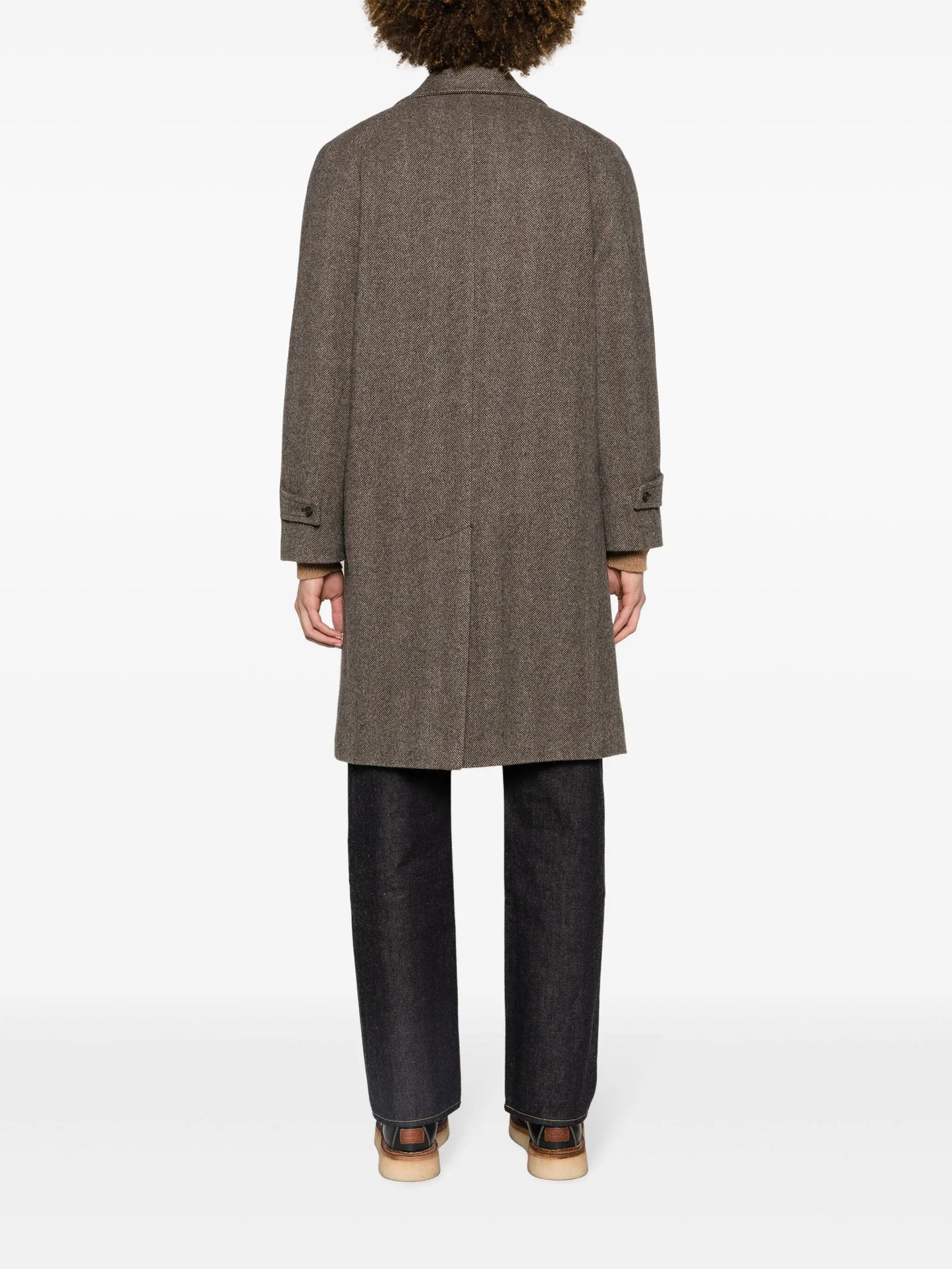 single-breasted lambswool coat