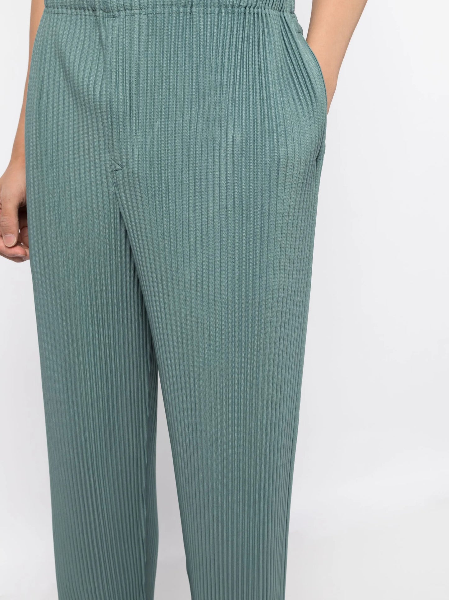 Mc August pleated cropped trousers