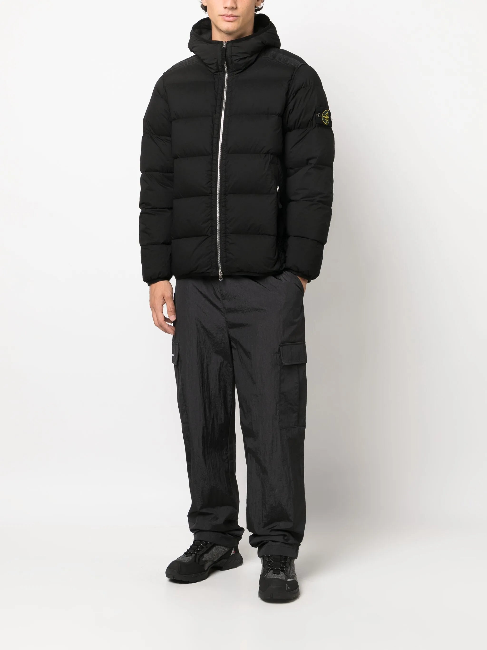 Seamless Tunnel Down-TC hooded jacket