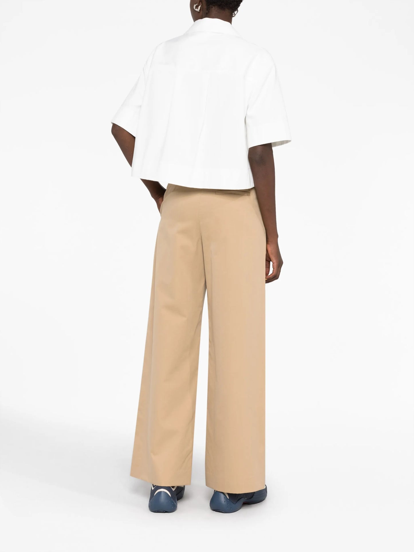 Anagram embroidered short-sleeve blouse