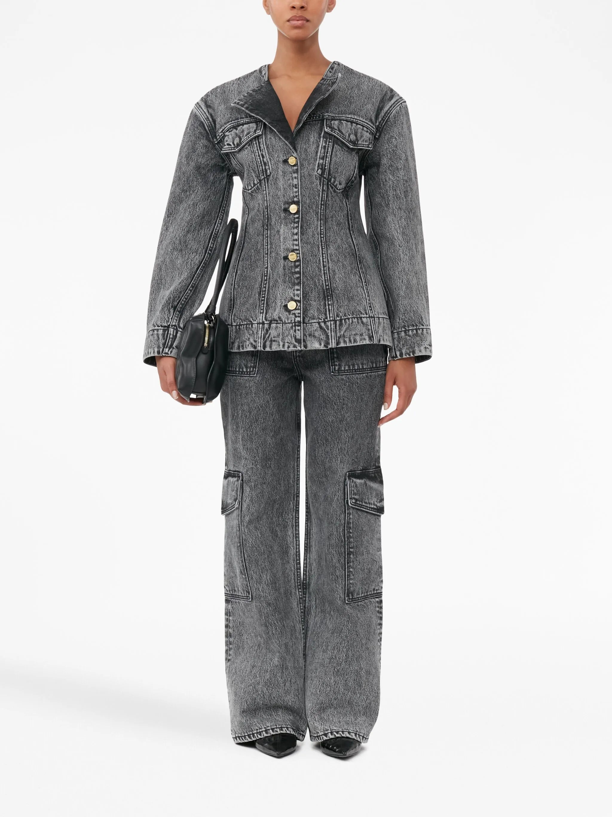 mid-rise wide-leg jeans