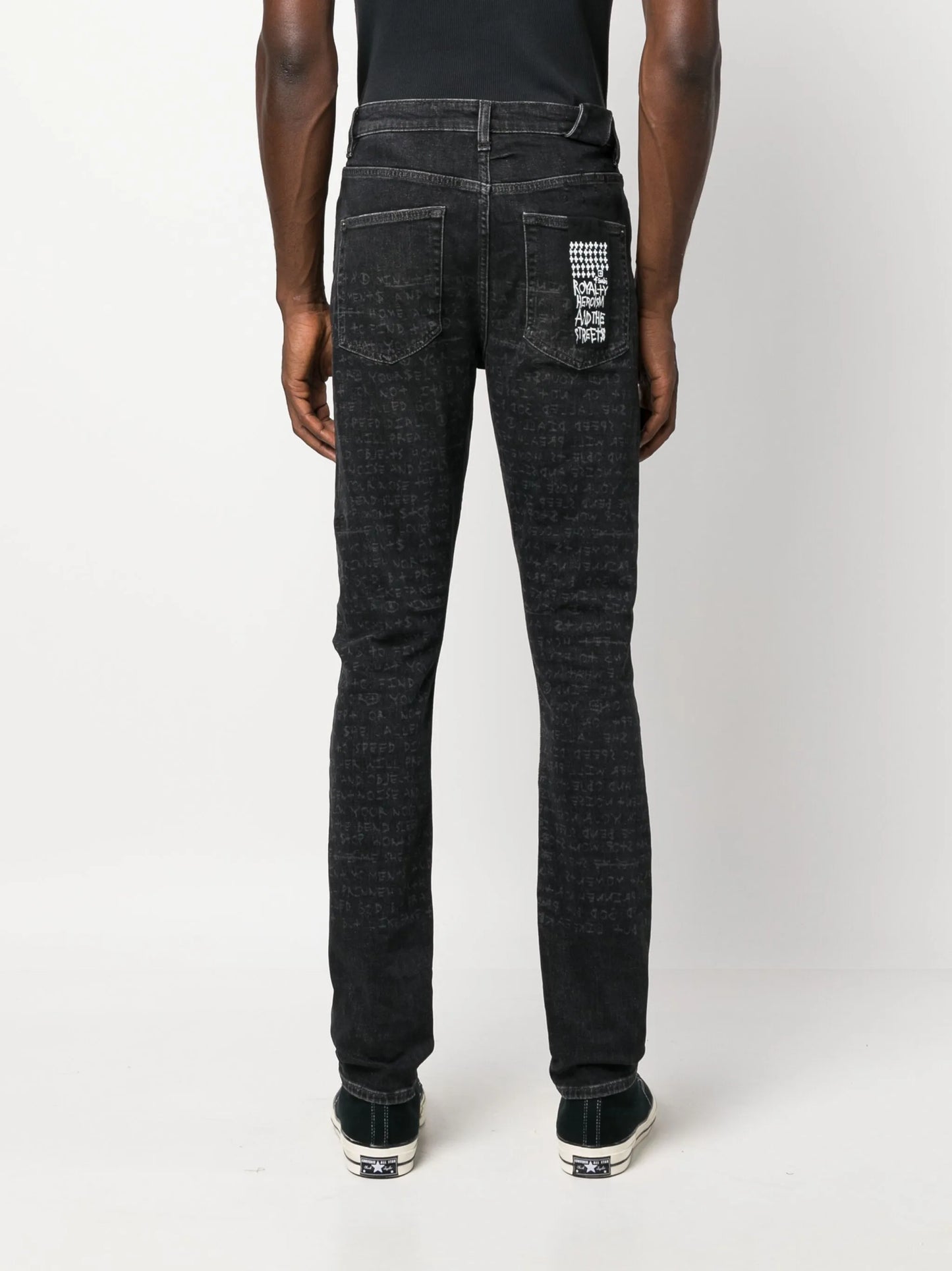 text-print mid-rise tapered jeans