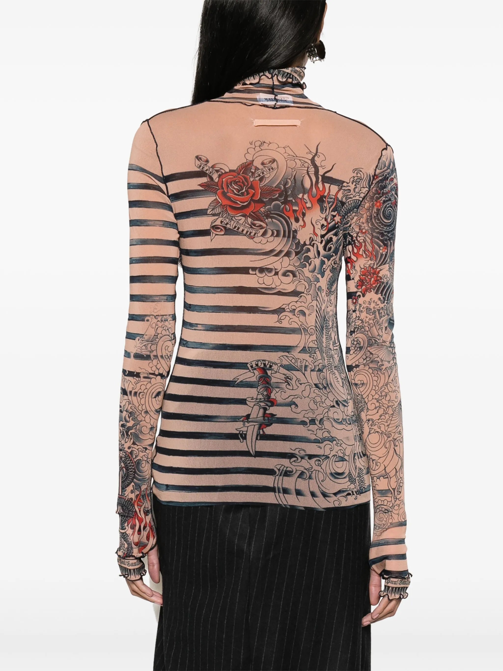graphic-print striped top