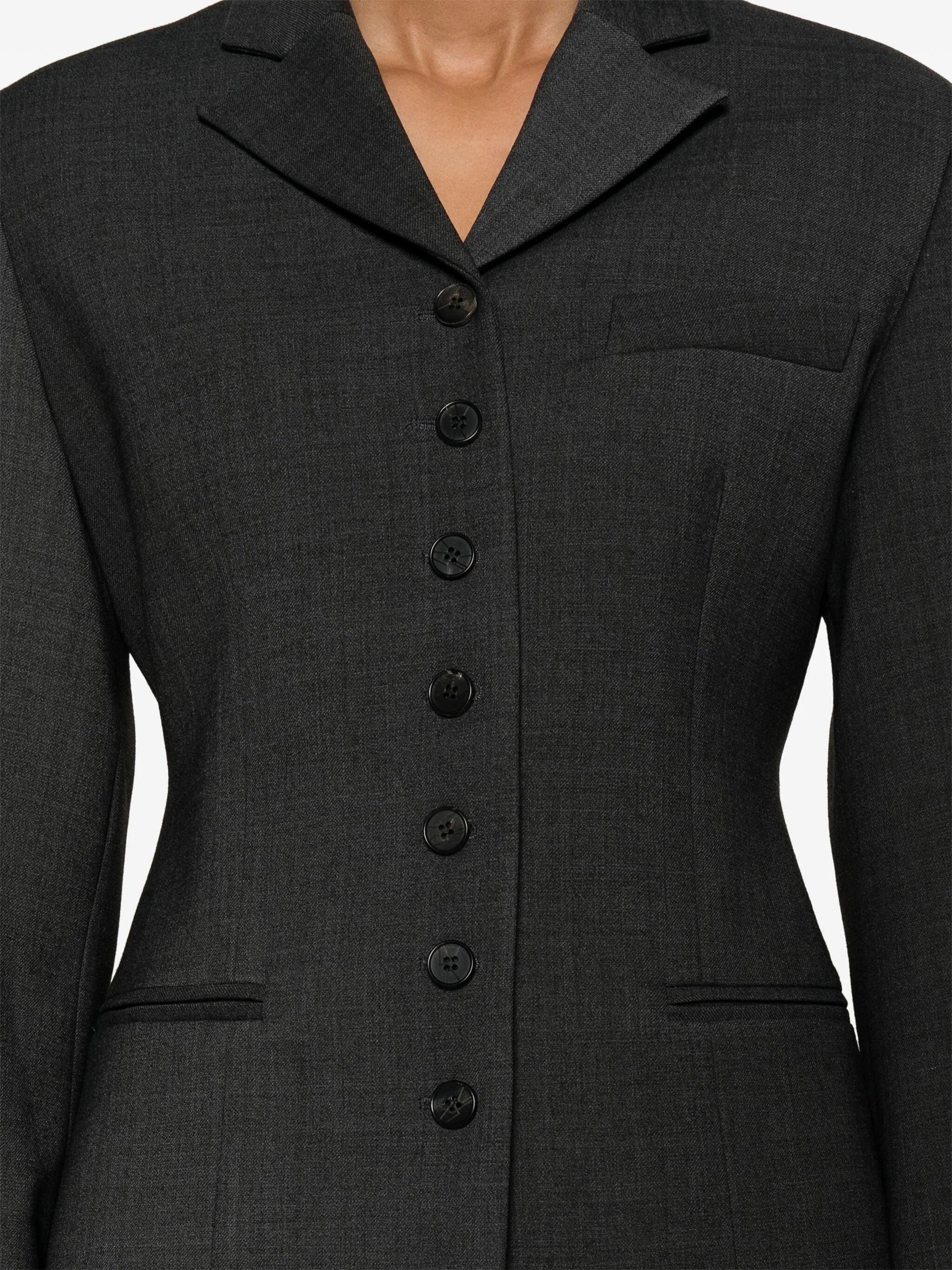 notched-lapels single-breasted blazer