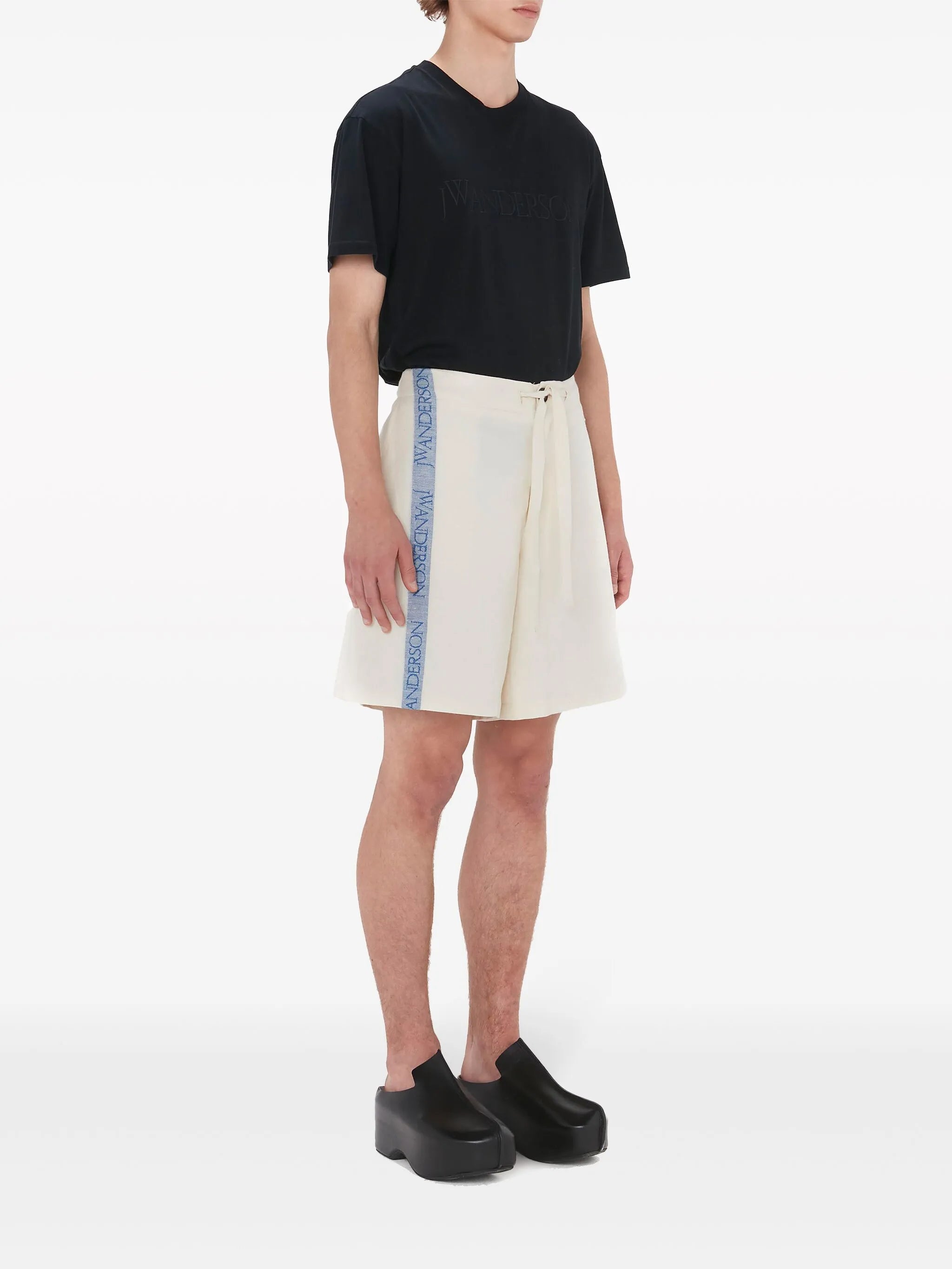 intarsia-logo wide-leg shorts
