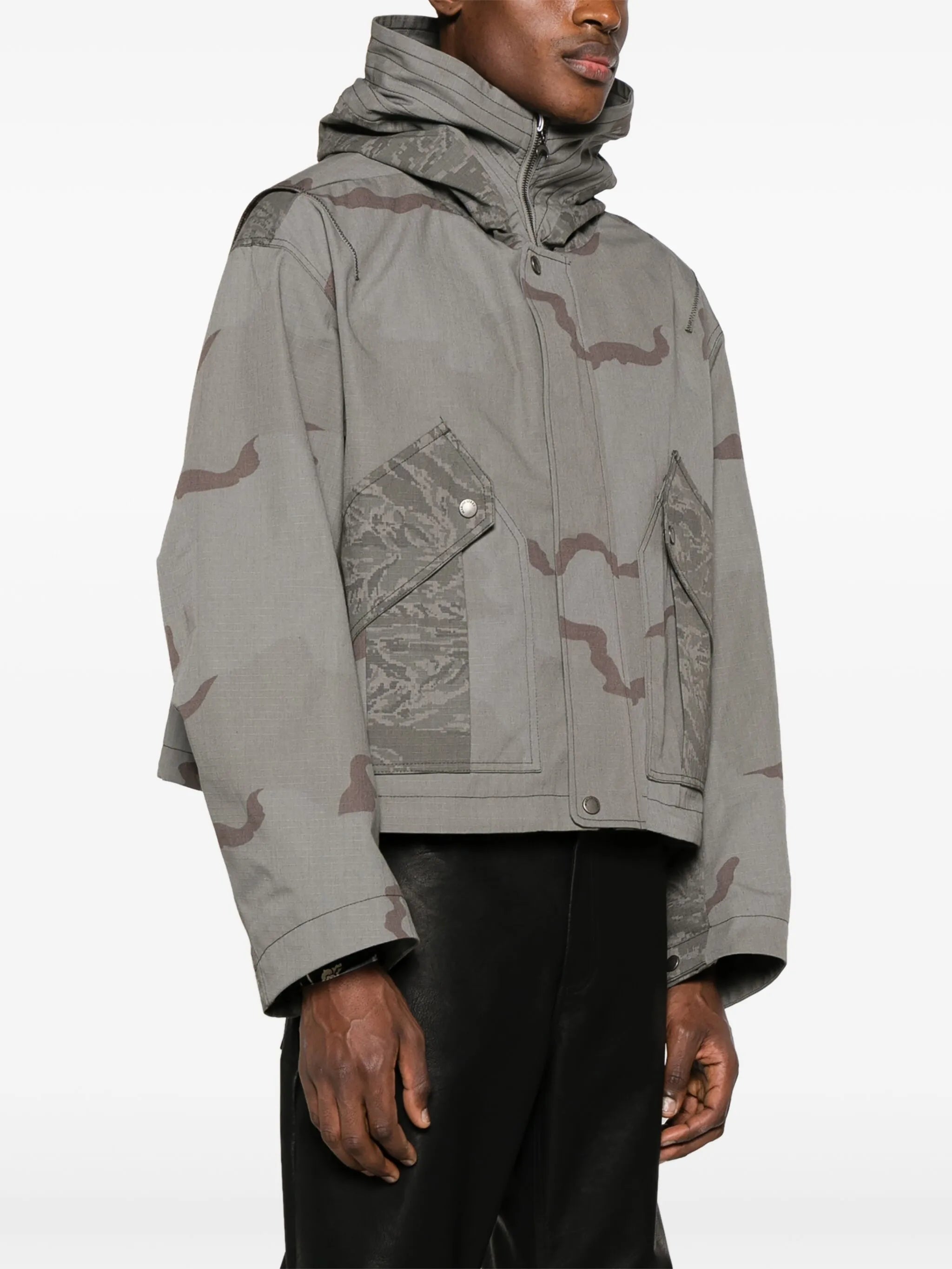 camouflage-print hooded jacket