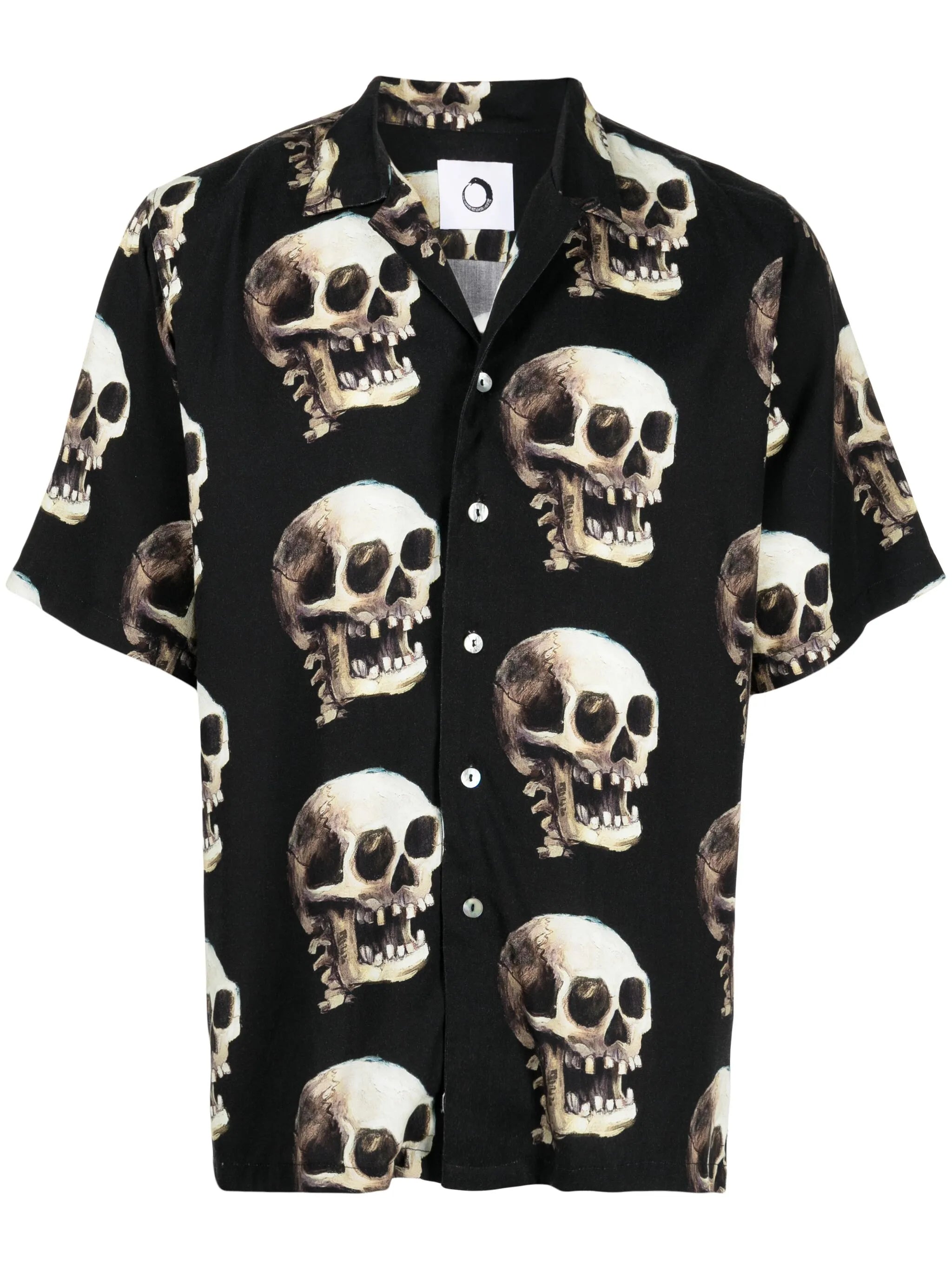 skull-print short-sleeve shirt