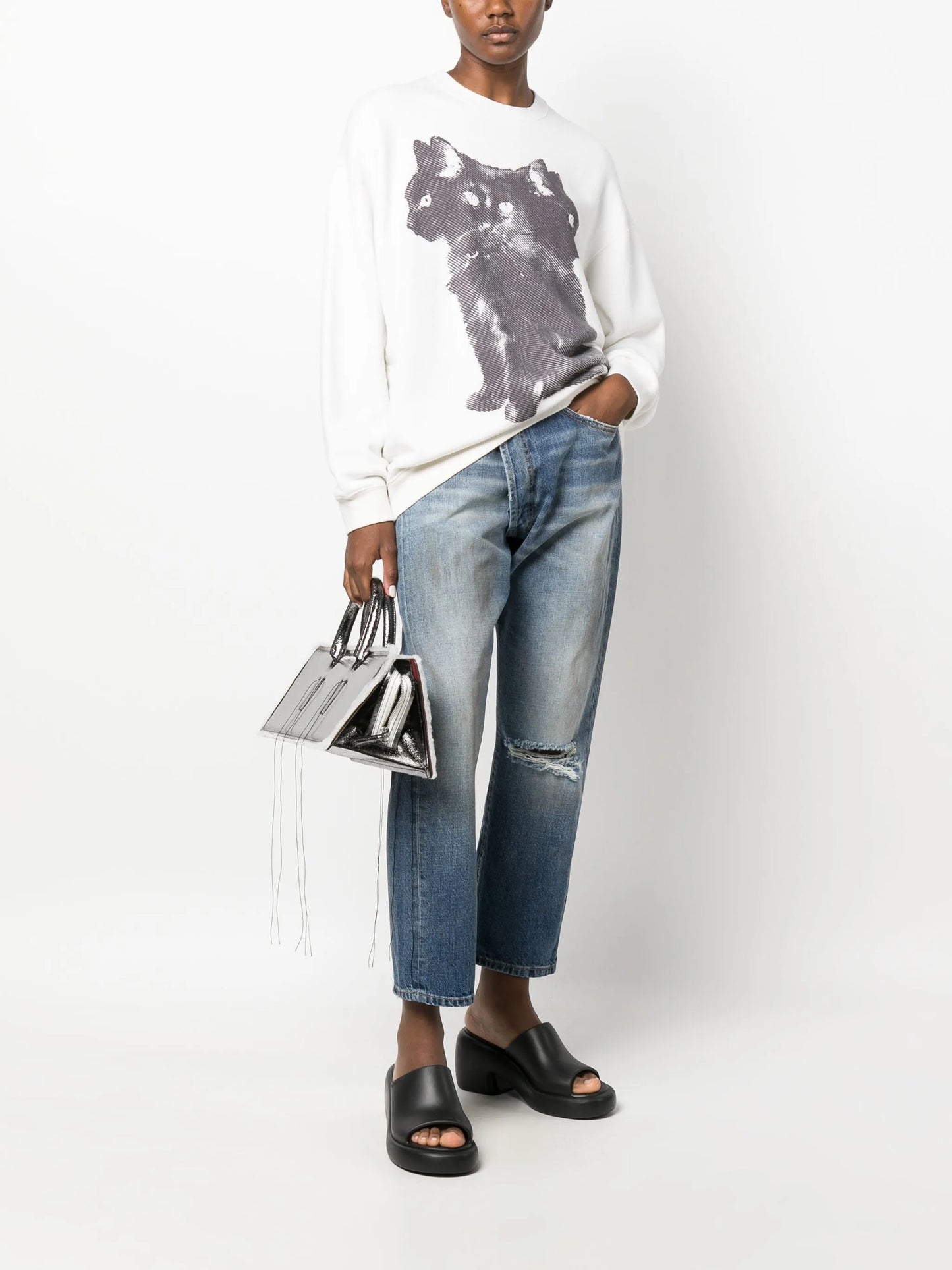 stonewashed asymmetric cropped jeans